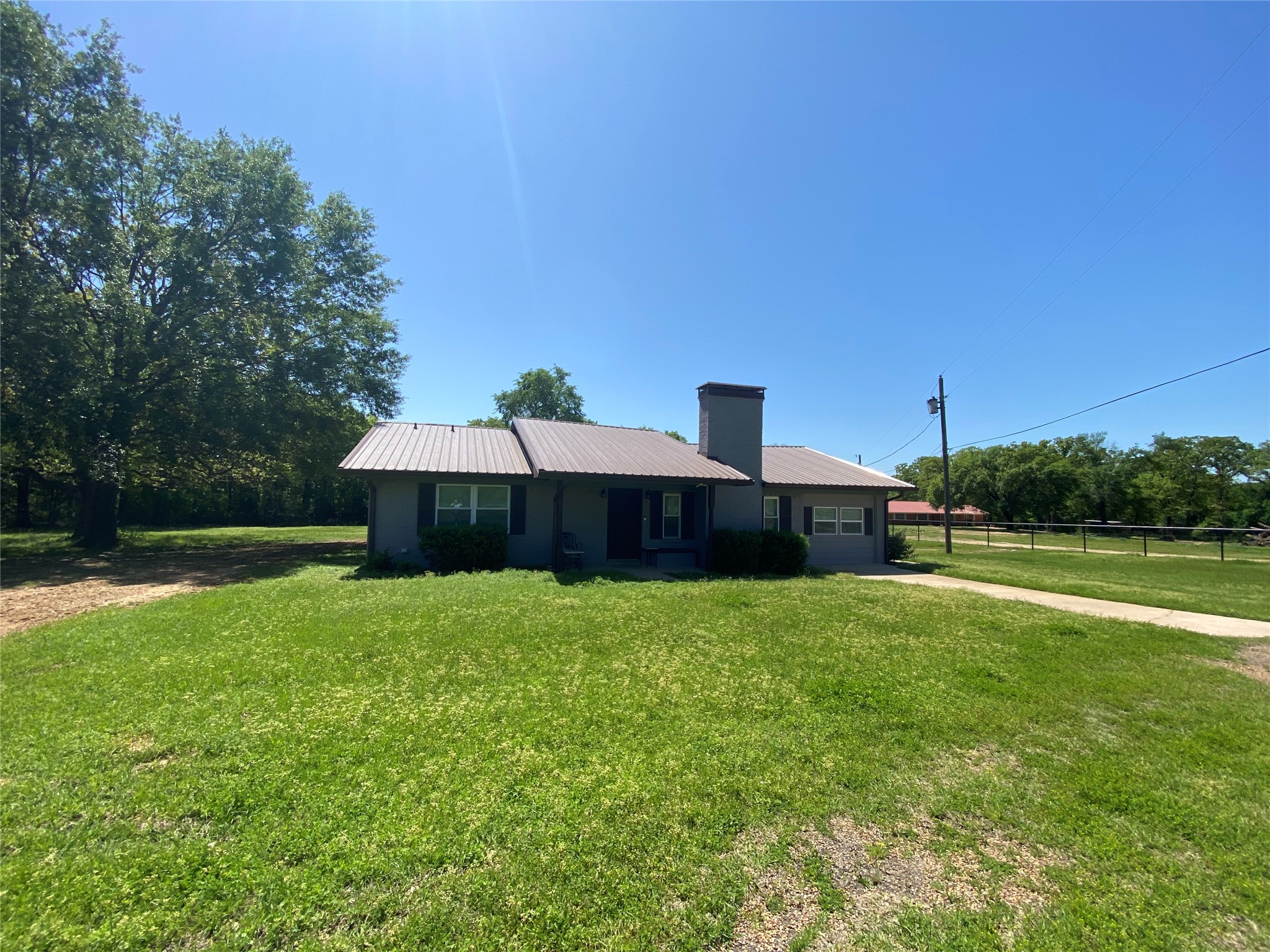 1410 E Royall Boulevard, Malakoff, TX, 75148