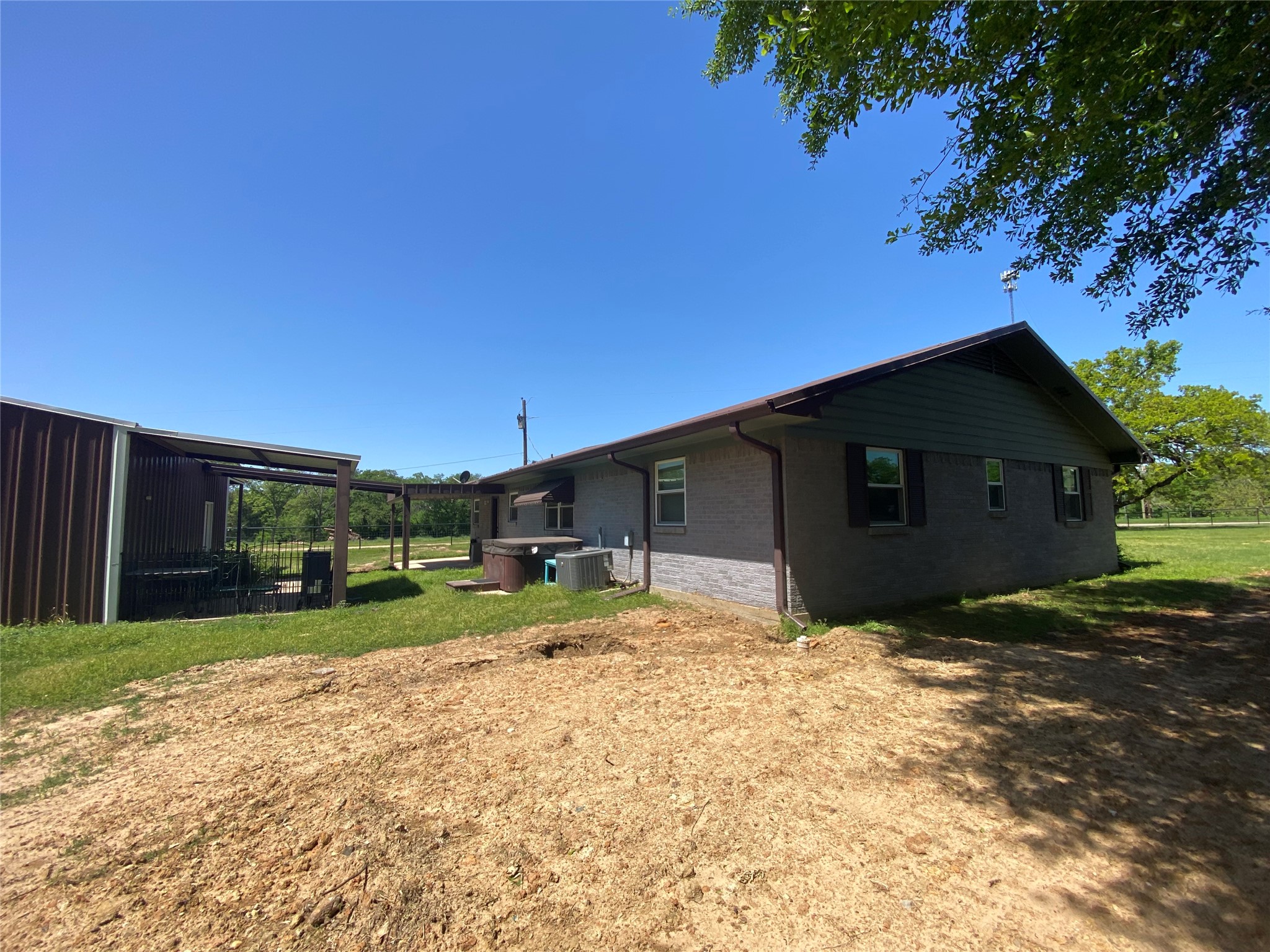 1410 E Royall Boulevard, Malakoff, TX, 75148