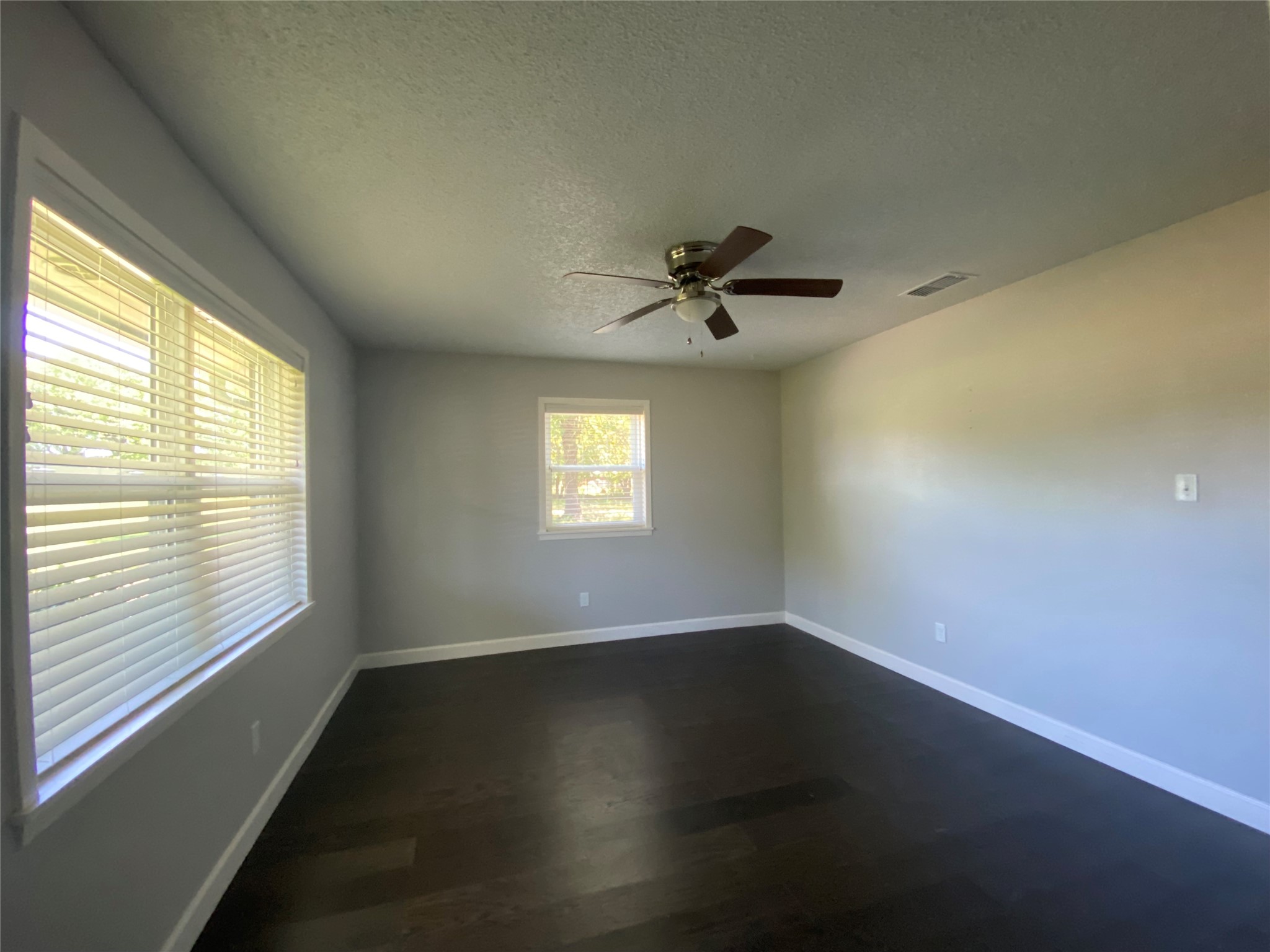 1410 E Royall Boulevard, Malakoff, TX, 75148