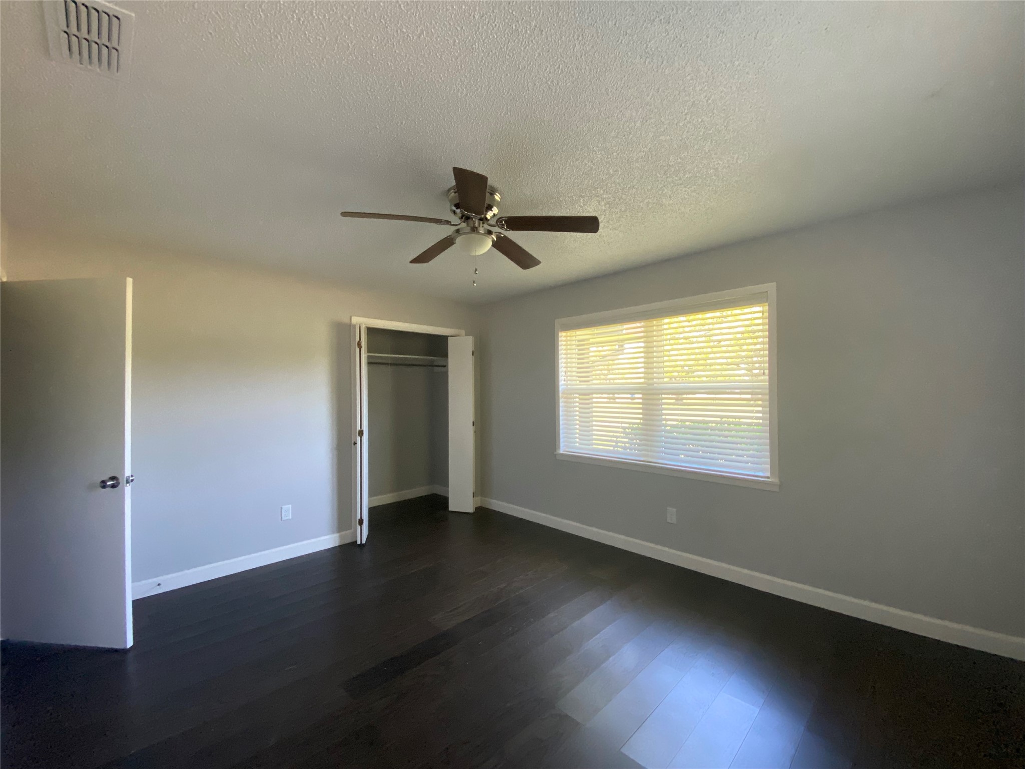 1410 E Royall Boulevard, Malakoff, TX, 75148