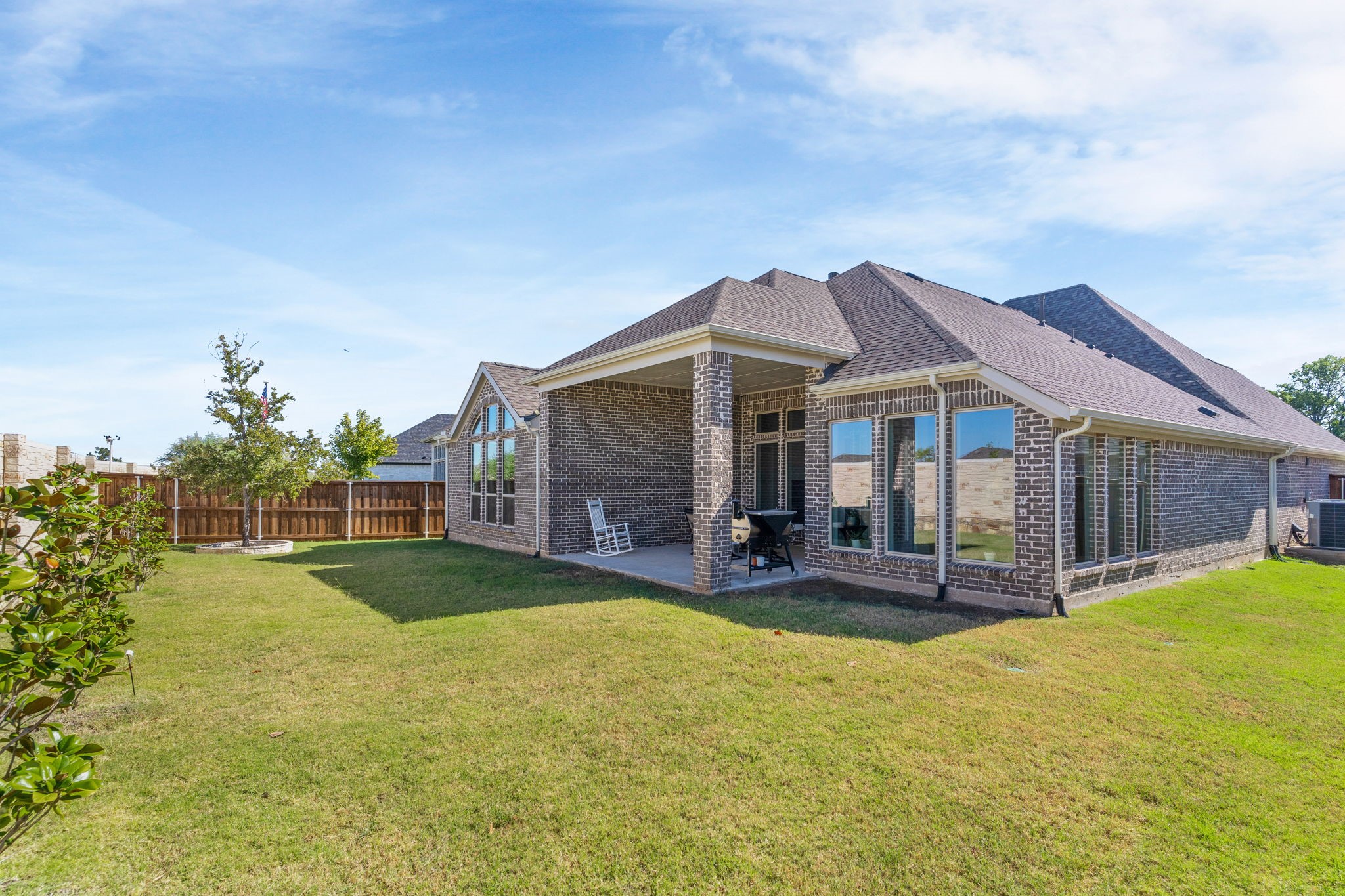 Property photo 02 of 113 Calmwater Cove, Mckinney, TX 75071 | MLS #21227956