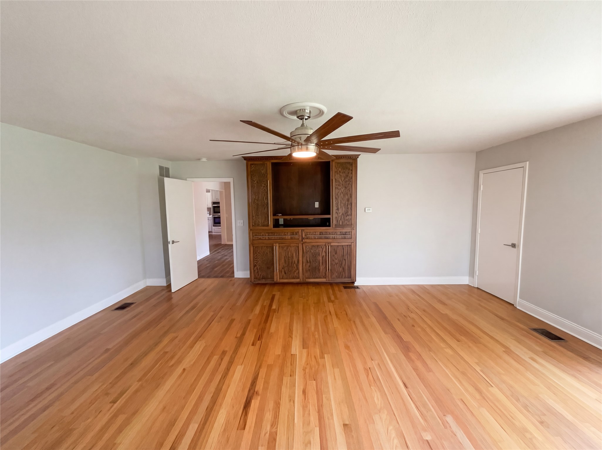 4106 Walnut Hill Lane, Dallas, TX, 75229