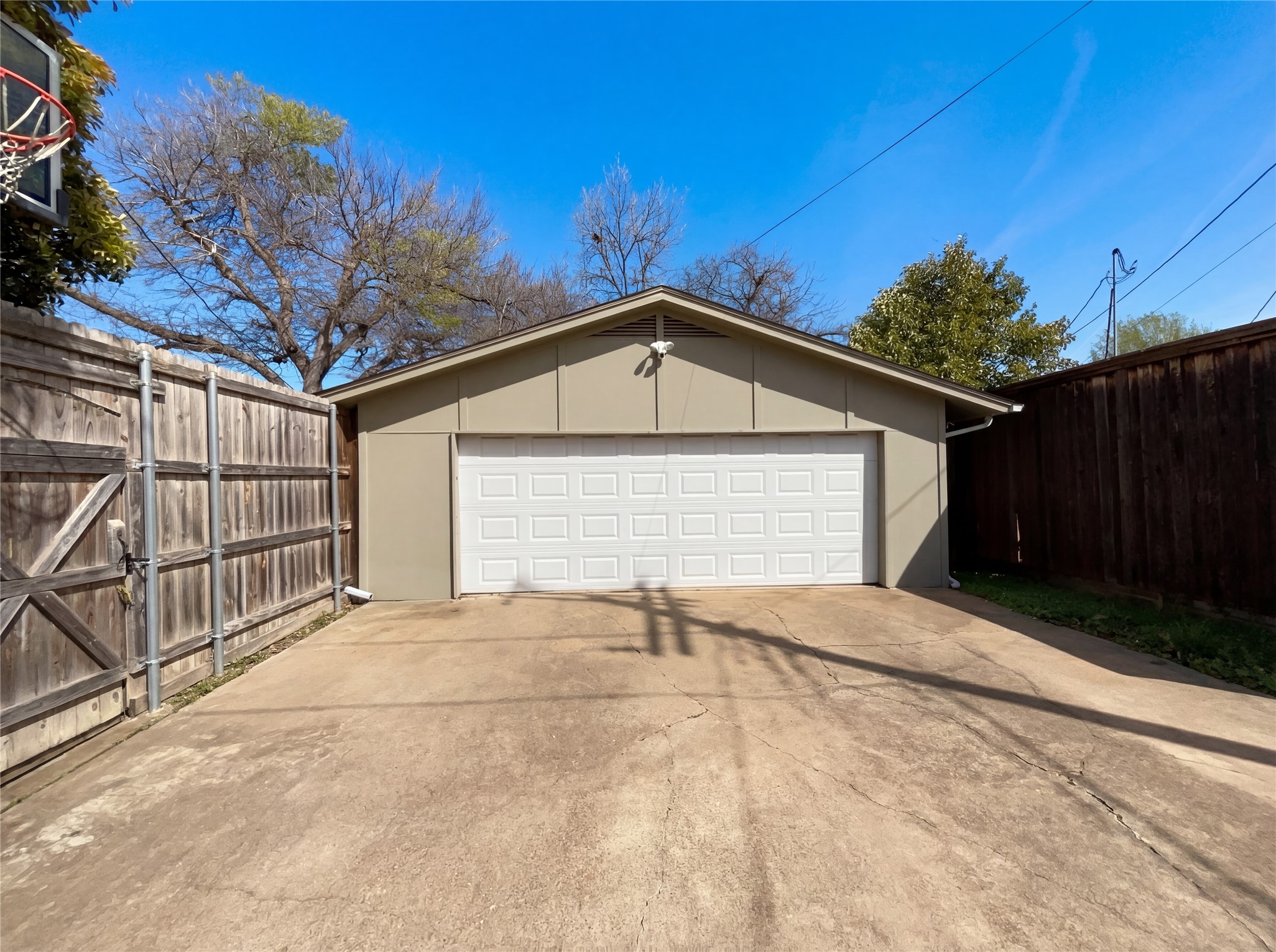 4106 Walnut Hill Lane, Dallas, TX, 75229