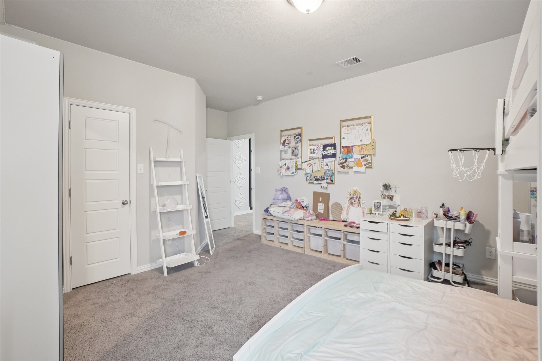 6301 Meandering Creek Drive, Denton, TX, 76226