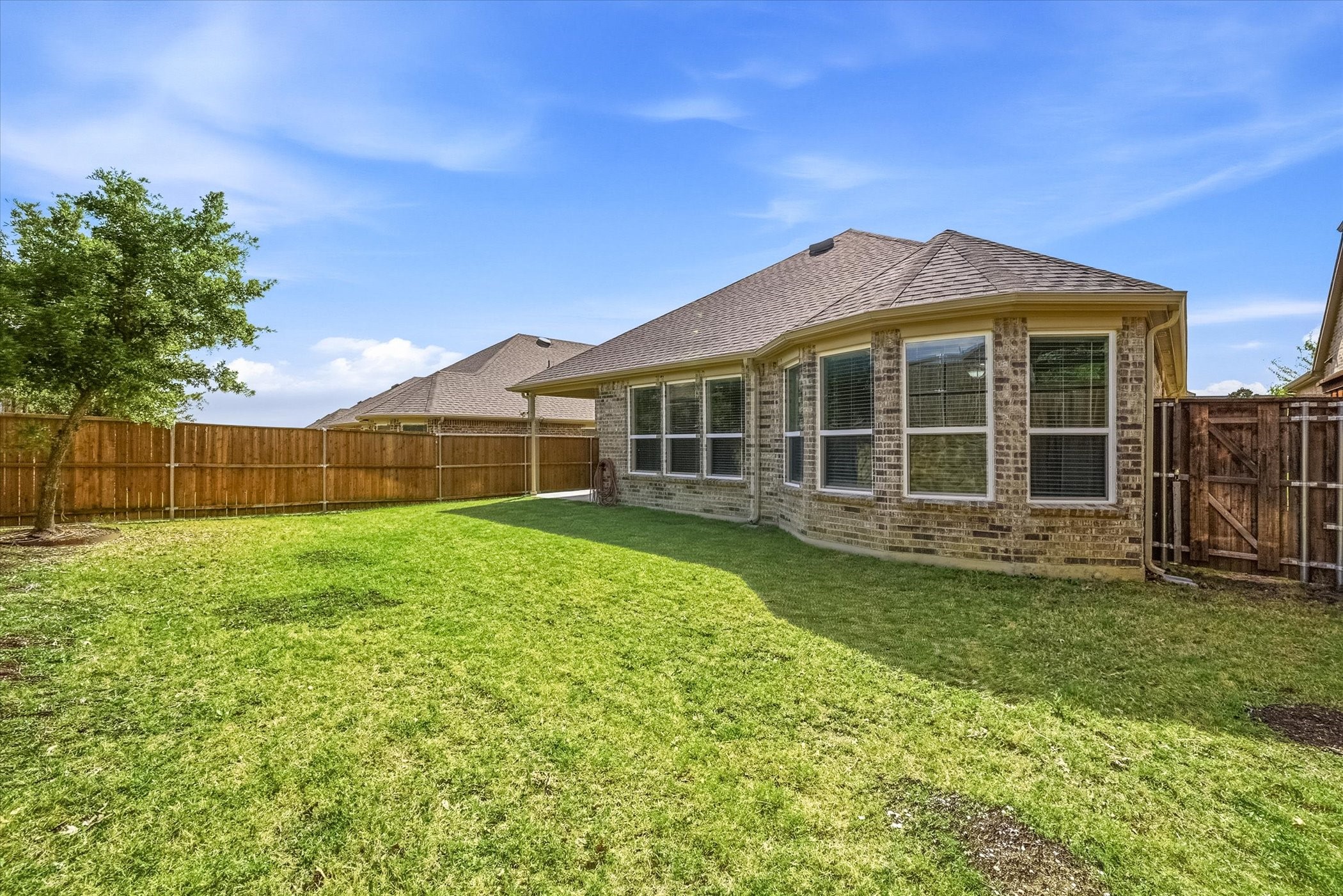 2820 Gillingham Lane, Mckinney, TX, 75071