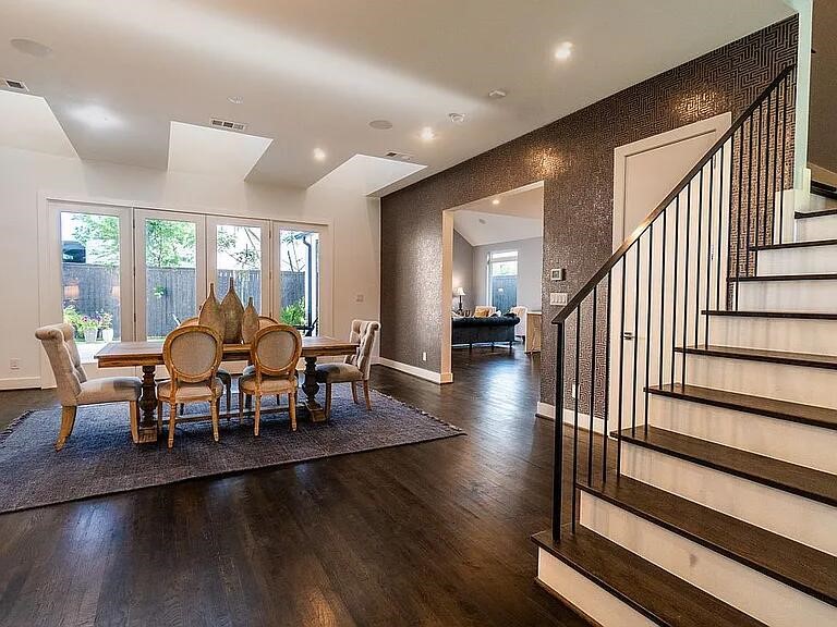 3942 Rochelle Drive, Dallas, TX, 75220