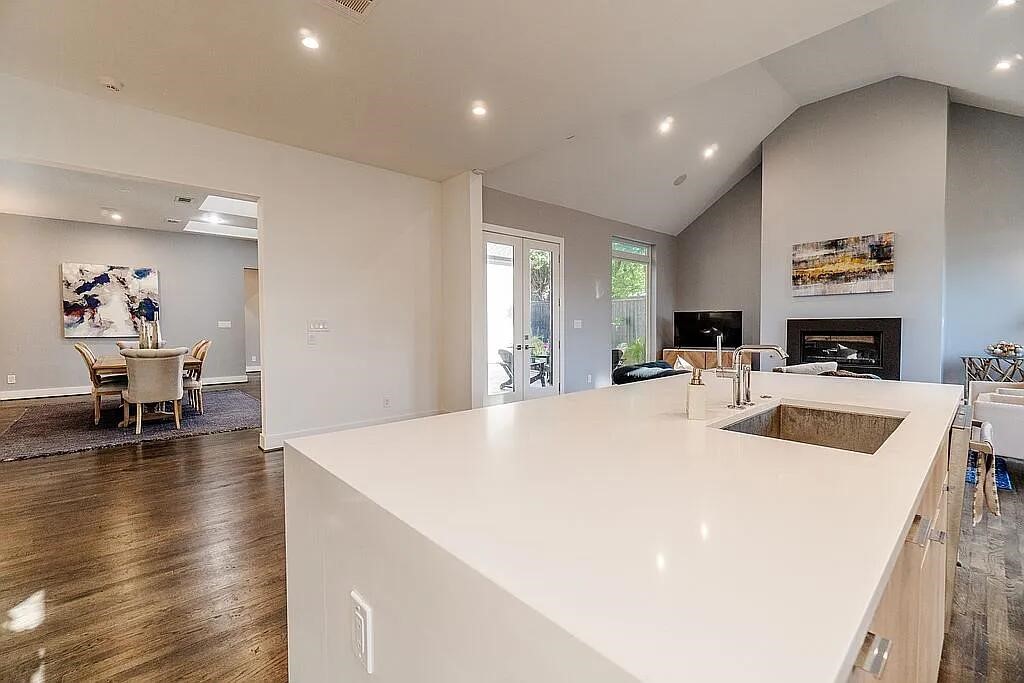 3942 Rochelle Drive, Dallas, TX, 75220
