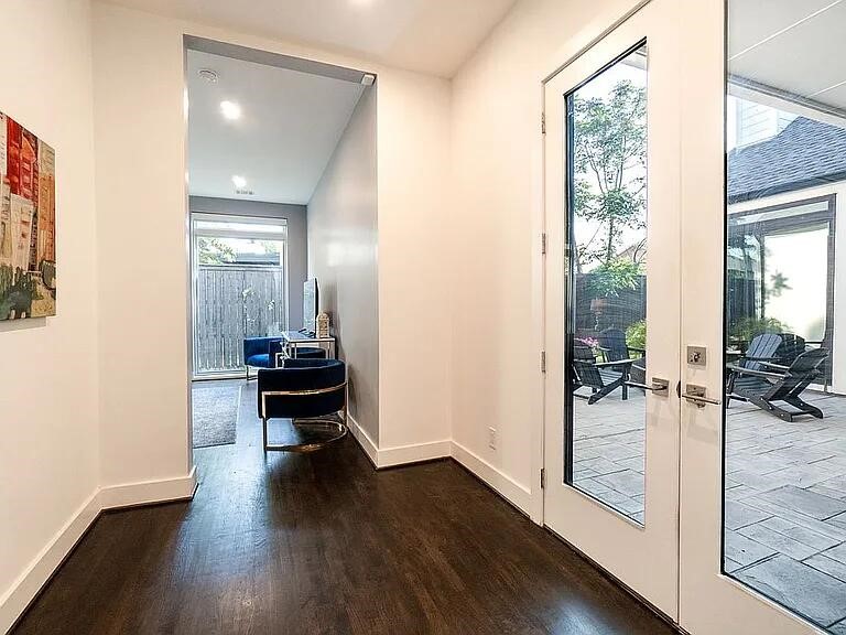 3942 Rochelle Drive, Dallas, TX, 75220