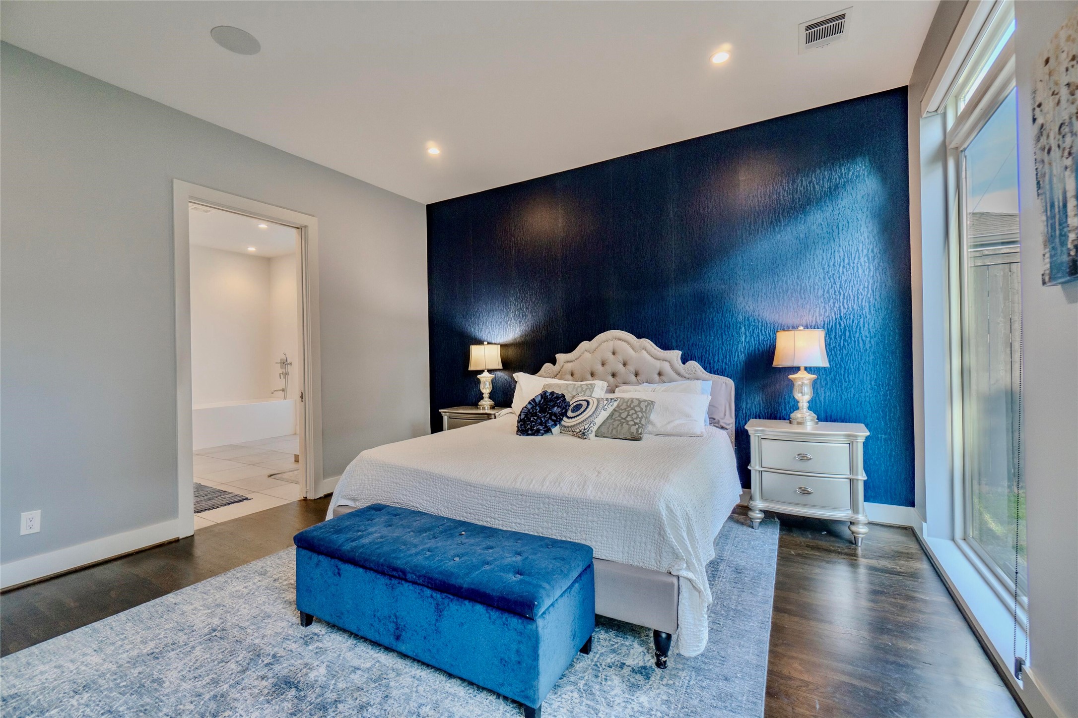 3942 Rochelle Drive, Dallas, TX, 75220