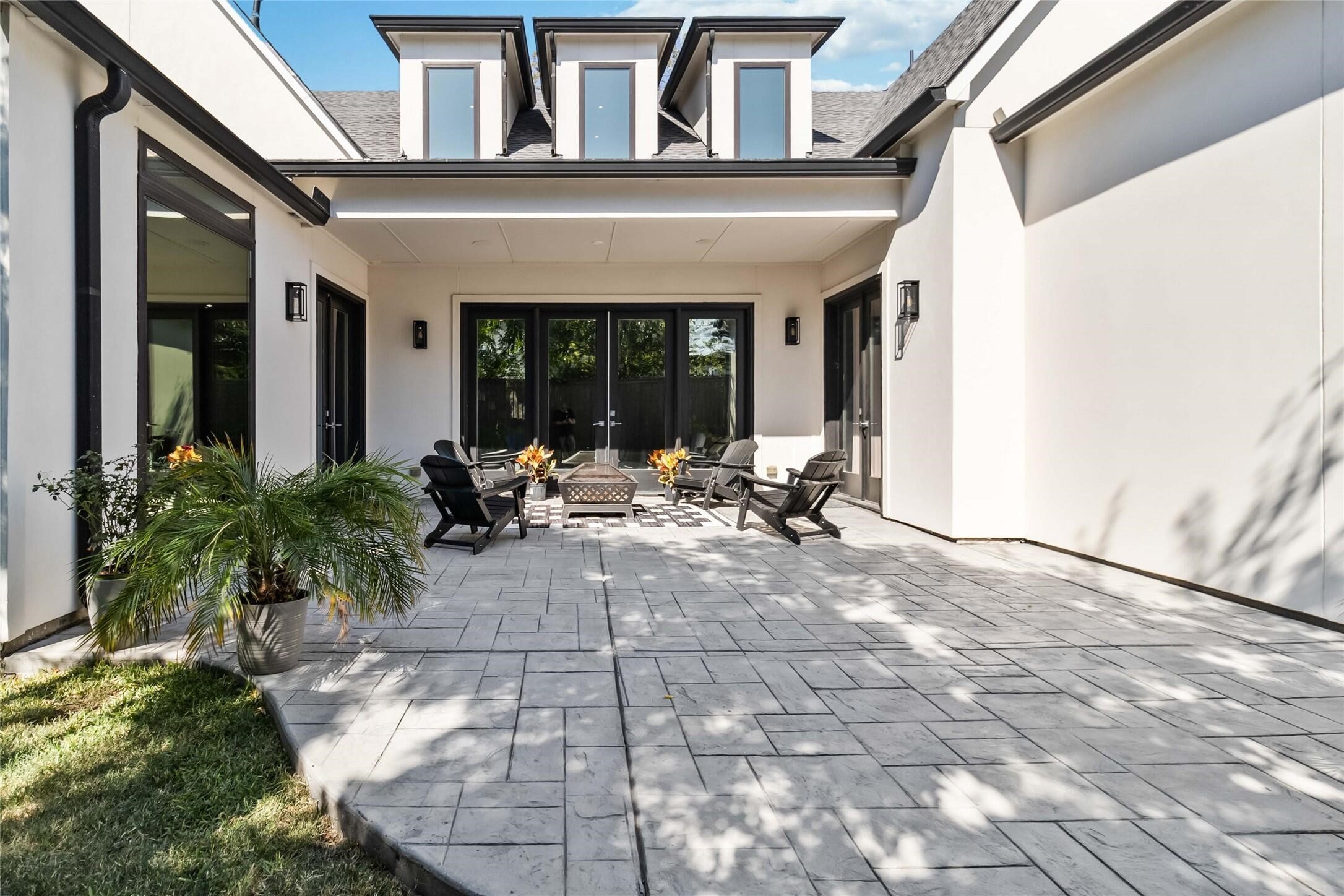3942 Rochelle Drive, Dallas, TX, 75220