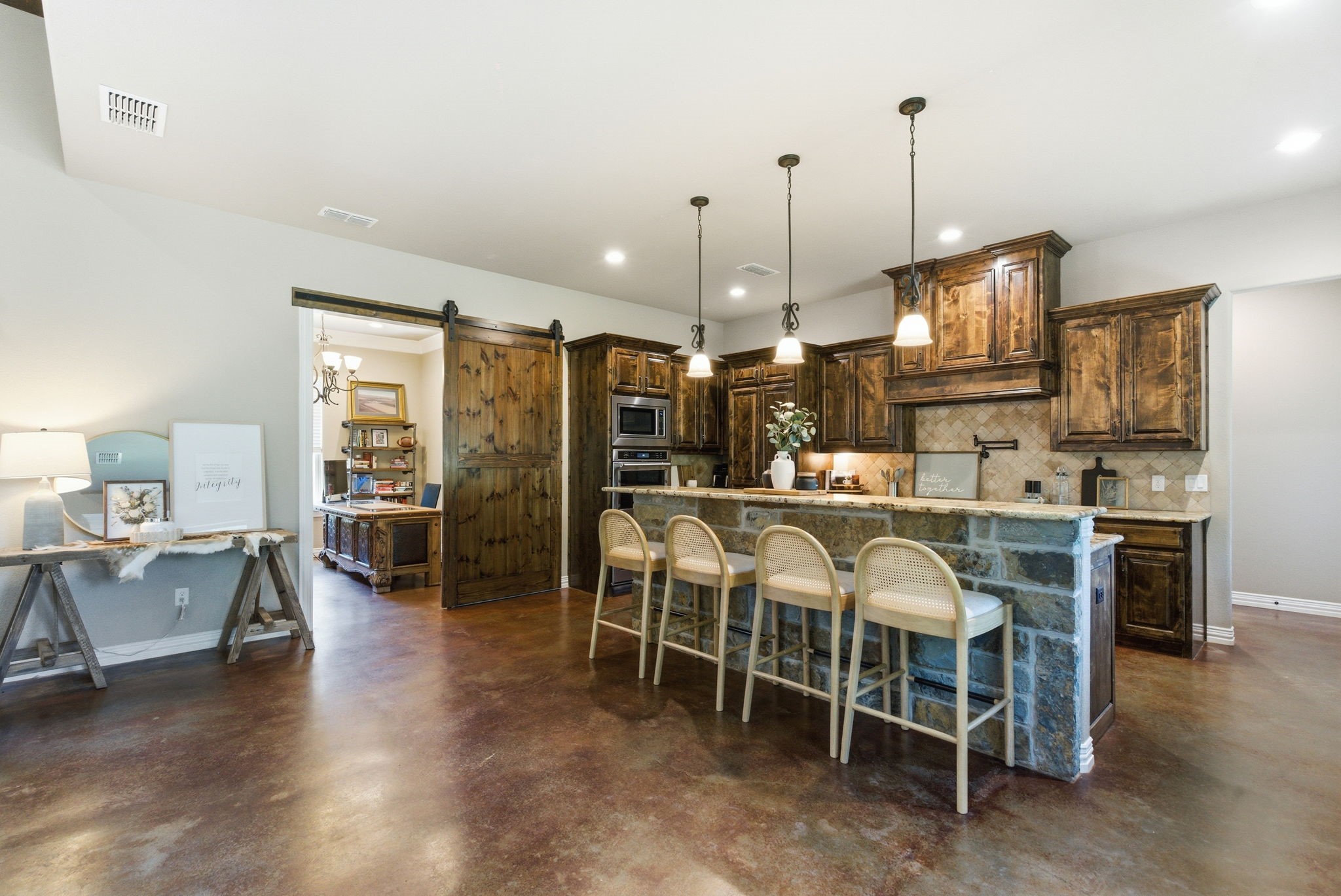 104 Oak Bend Court, Lipan, TX, 76462