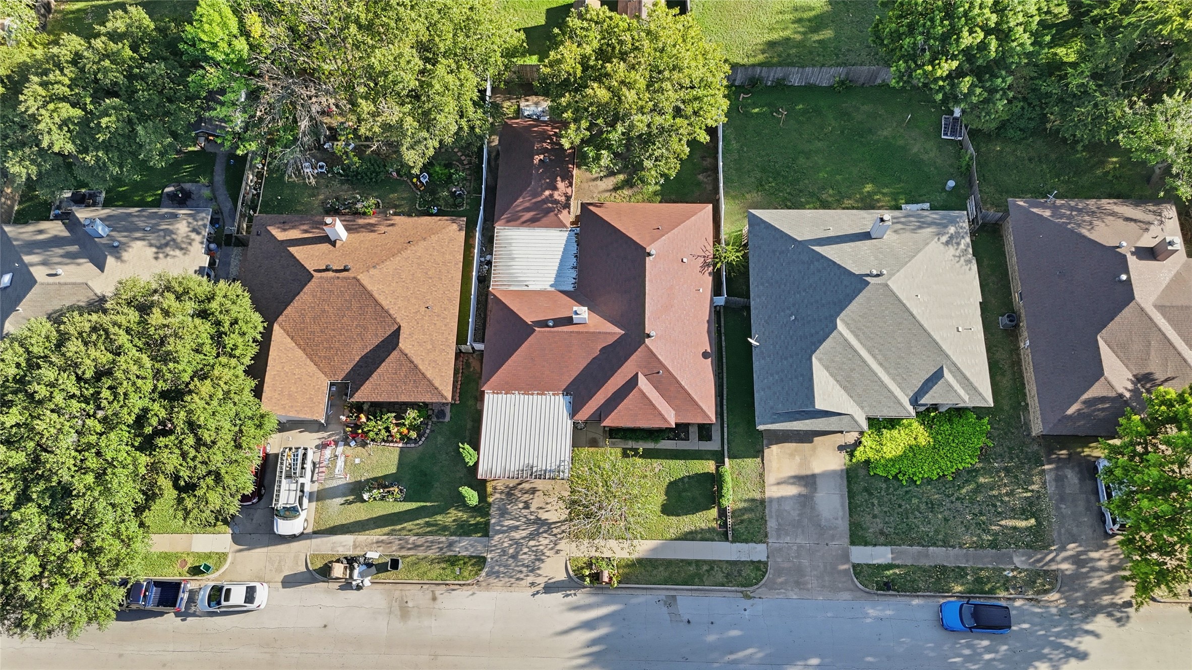 1129 W Hills Terrace, Saginaw, TX, 76179