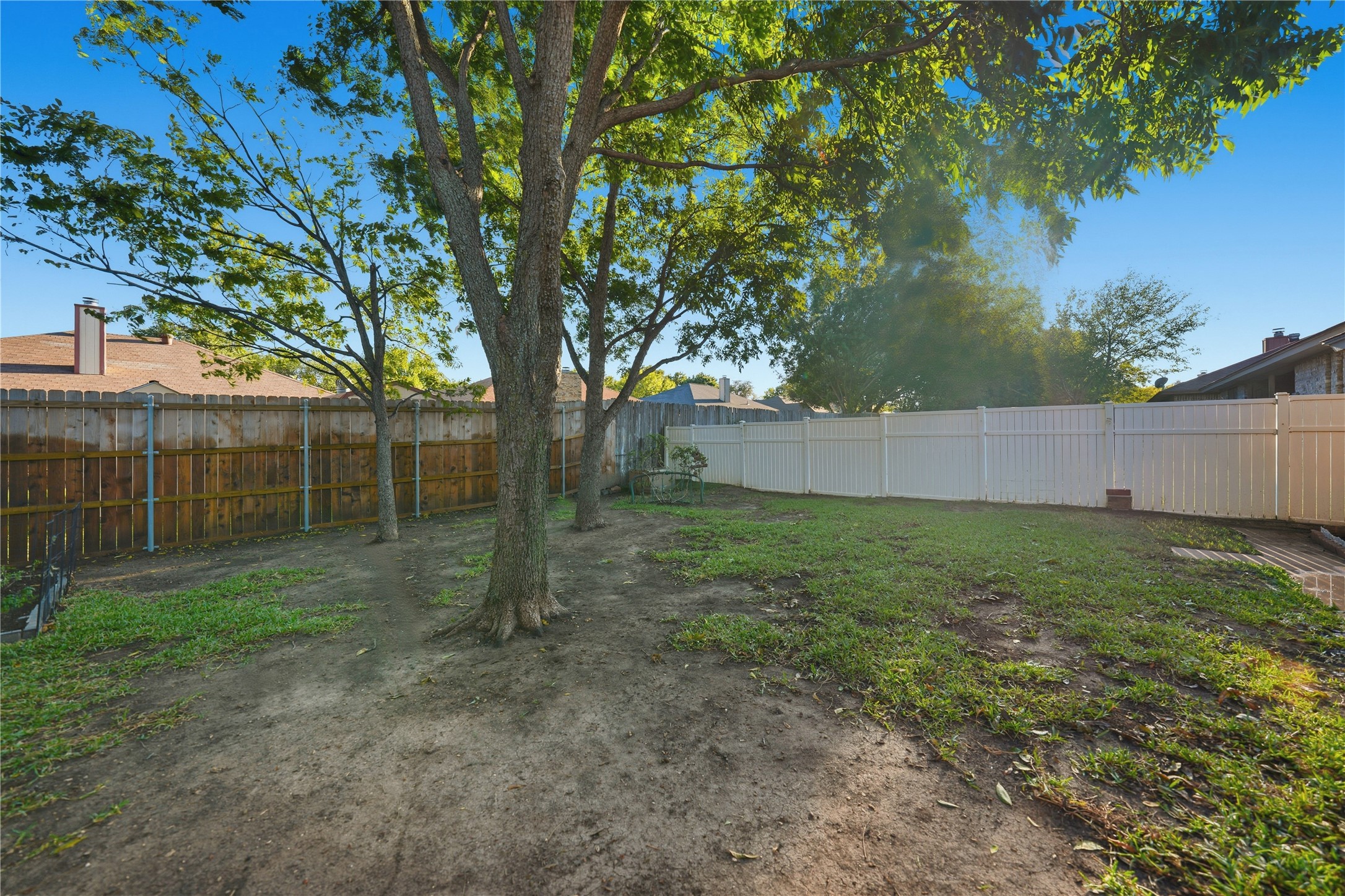 1129 W Hills Terrace, Saginaw, TX, 76179