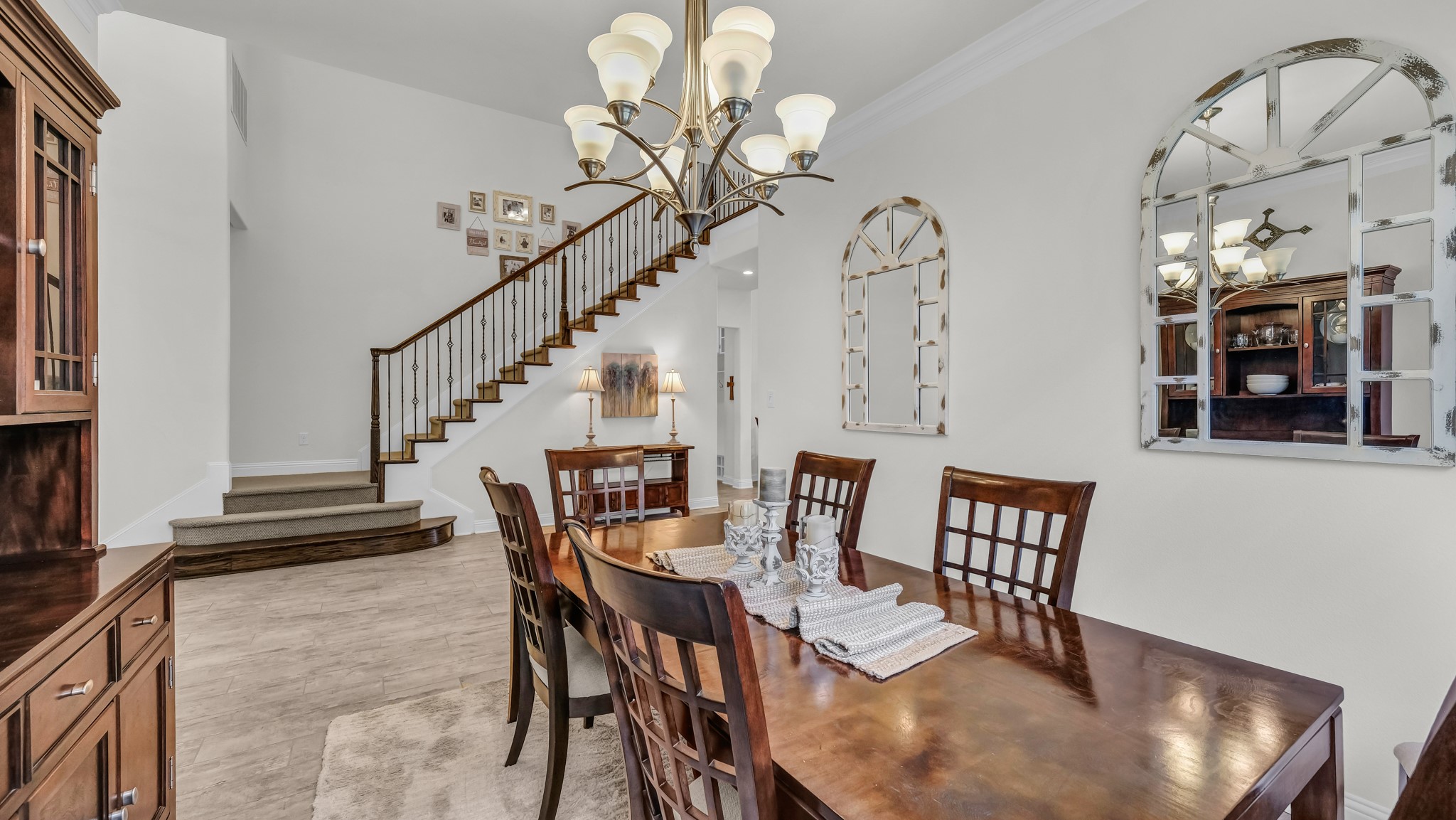 1709 E Roundtree Circle, Fort Worth, TX, 76008