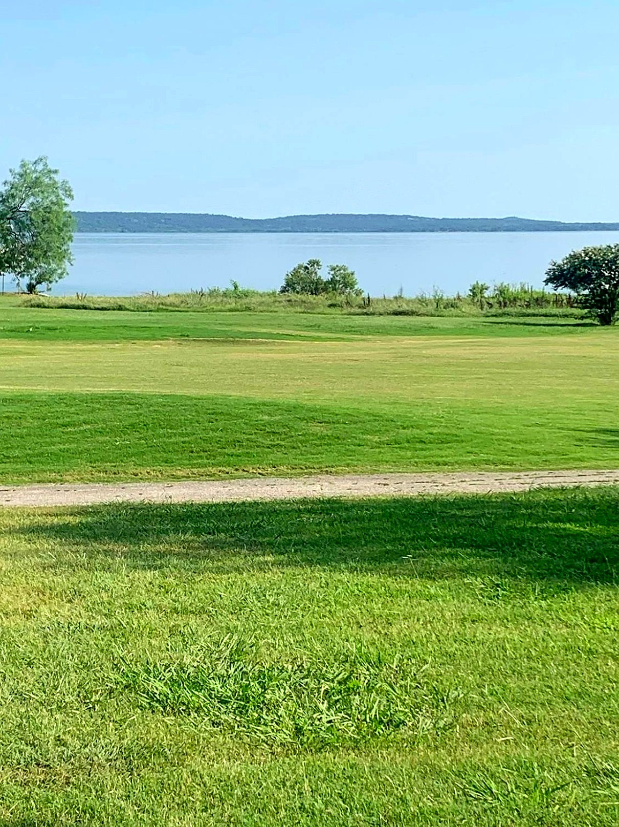 Property photo 01 of Lot 8 Runaway Bay Drive Runaway, Bay, TX 76426 | MLS #21228985