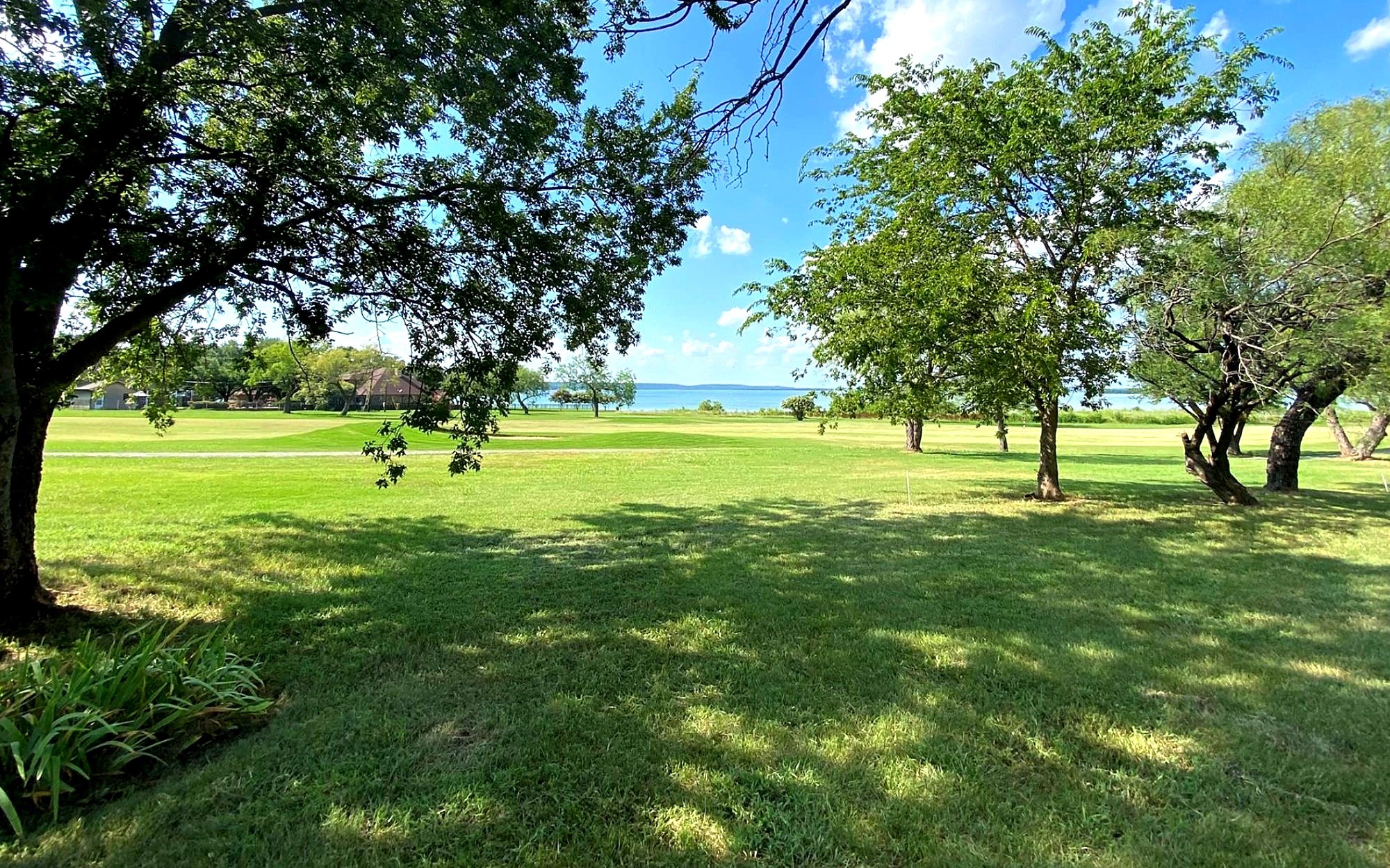 Property photo 02 of Lot 8 Runaway Bay Drive Runaway, Bay, TX 76426 | MLS #21228985