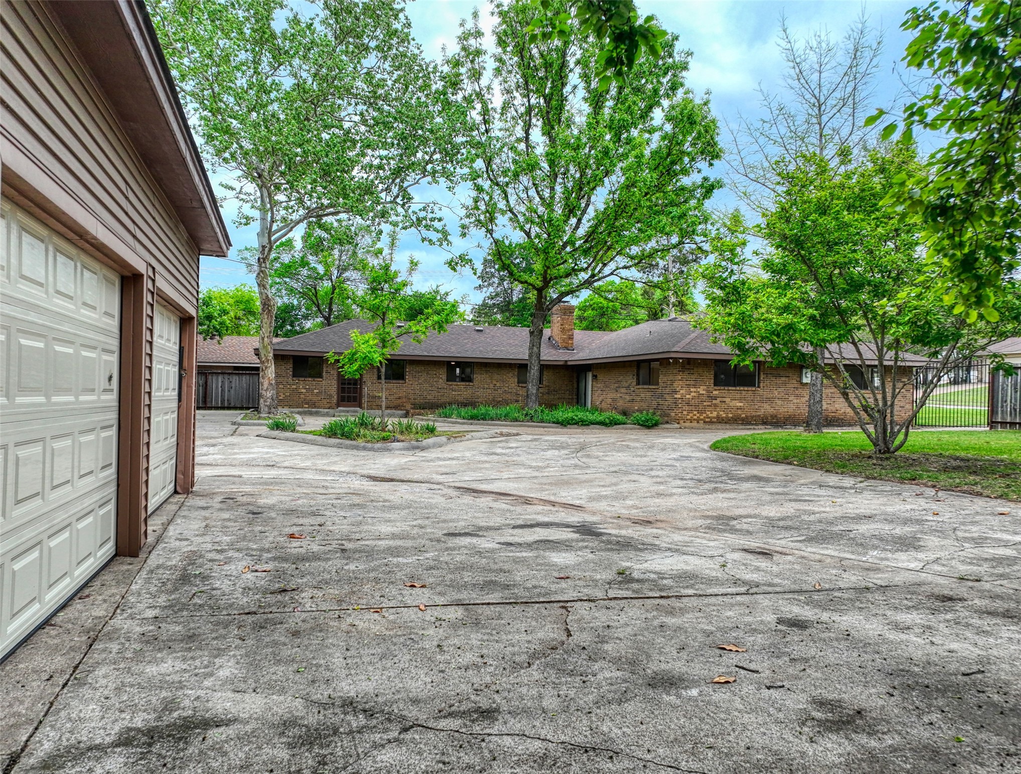 306 Larry Drive, Duncanville, TX, 75137