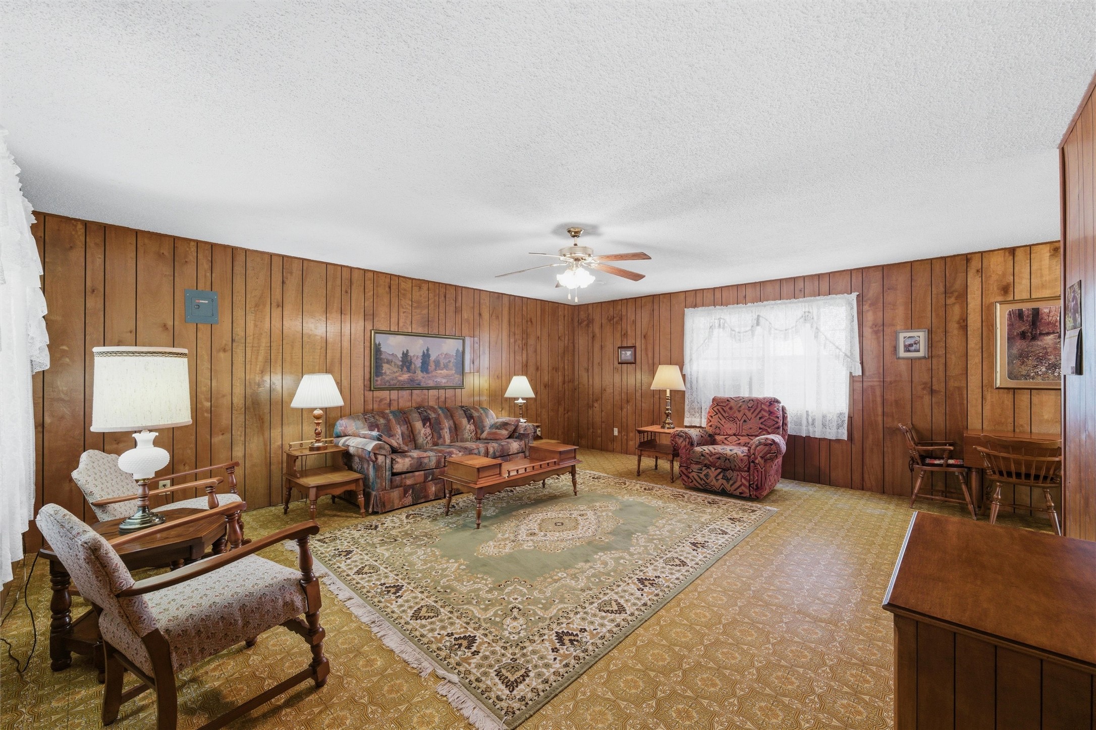 101 S Frio Court, Weatherford, TX, 76087