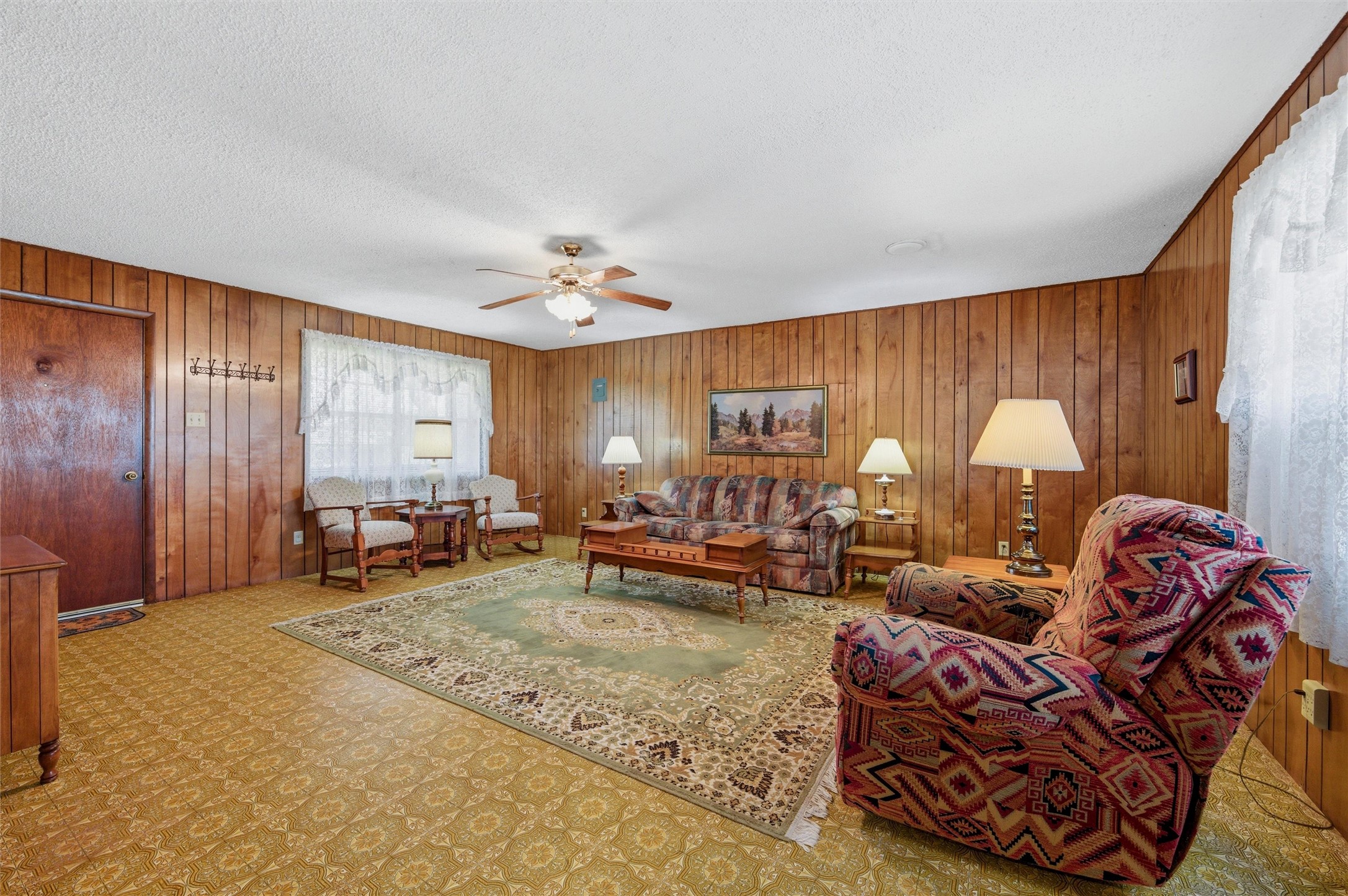 101 S Frio Court, Weatherford, TX, 76087