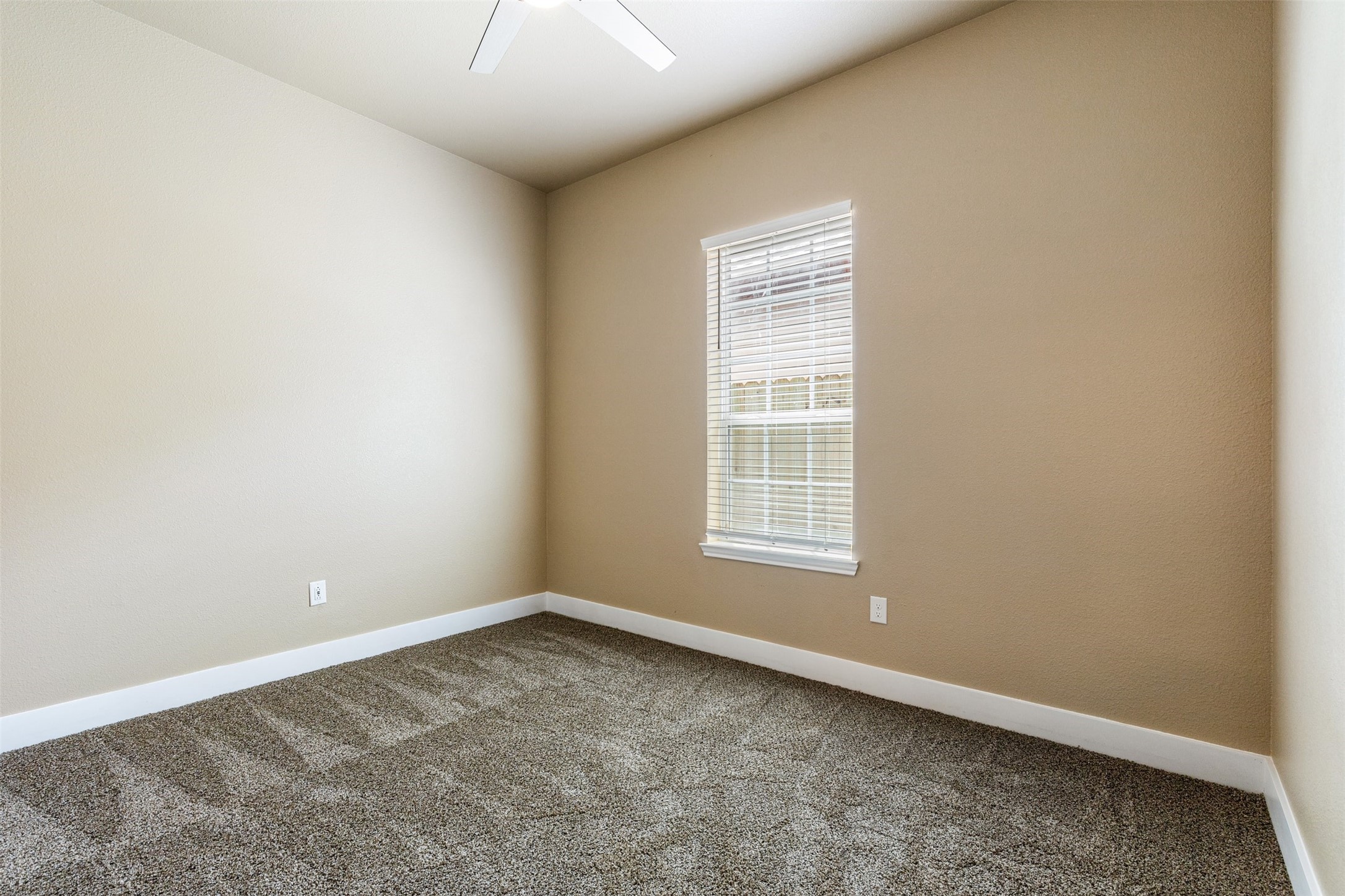413 Henderson Street, Bonham, TX, 75418