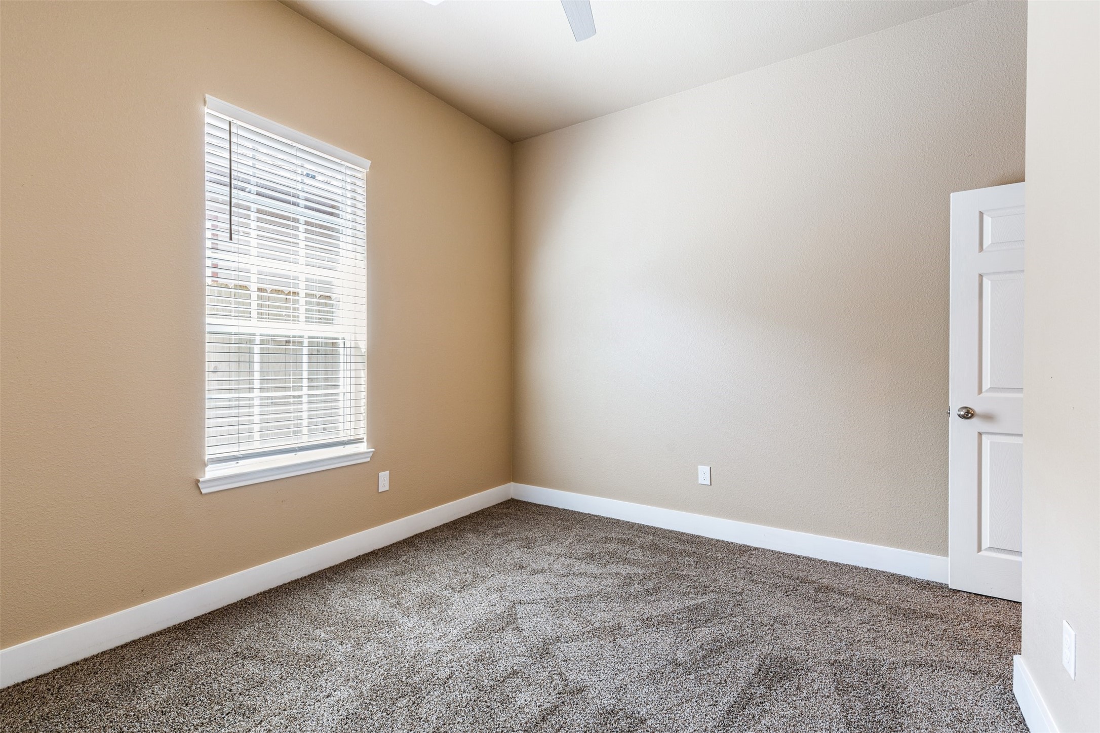 413 Henderson Street, Bonham, TX, 75418