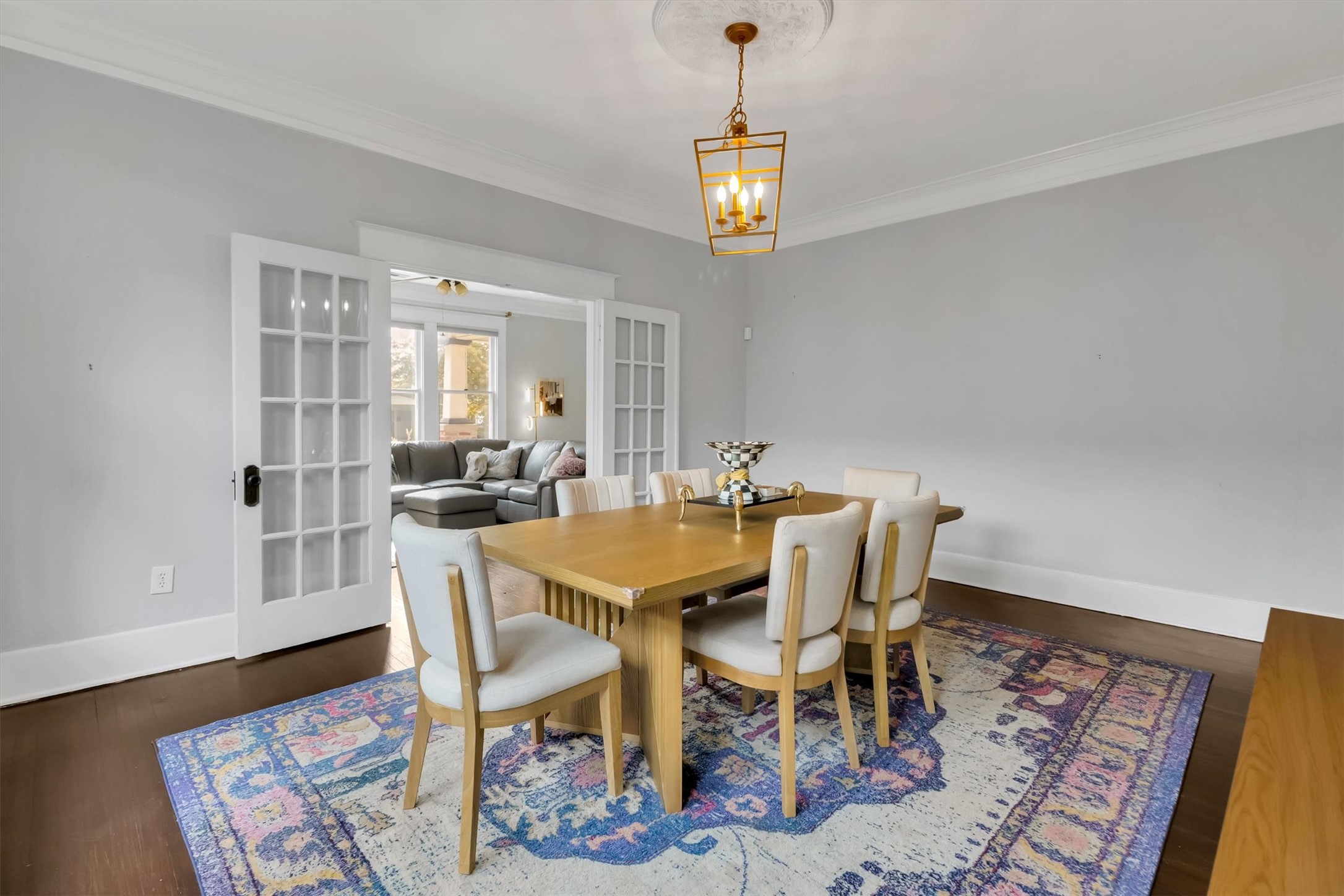 307 N Edgefield Avenue, Dallas, TX, 75208