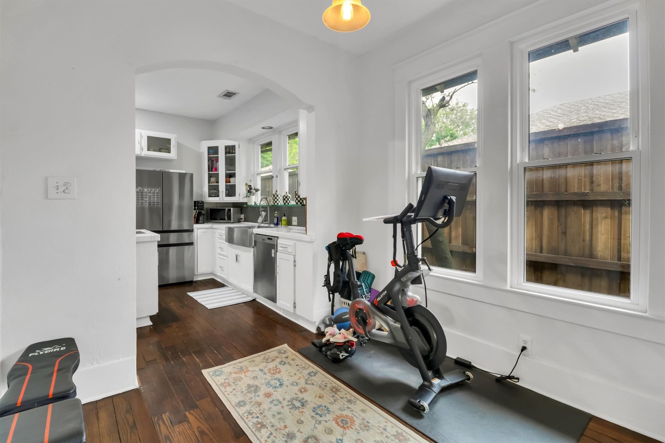 307 N Edgefield Avenue, Dallas, TX, 75208