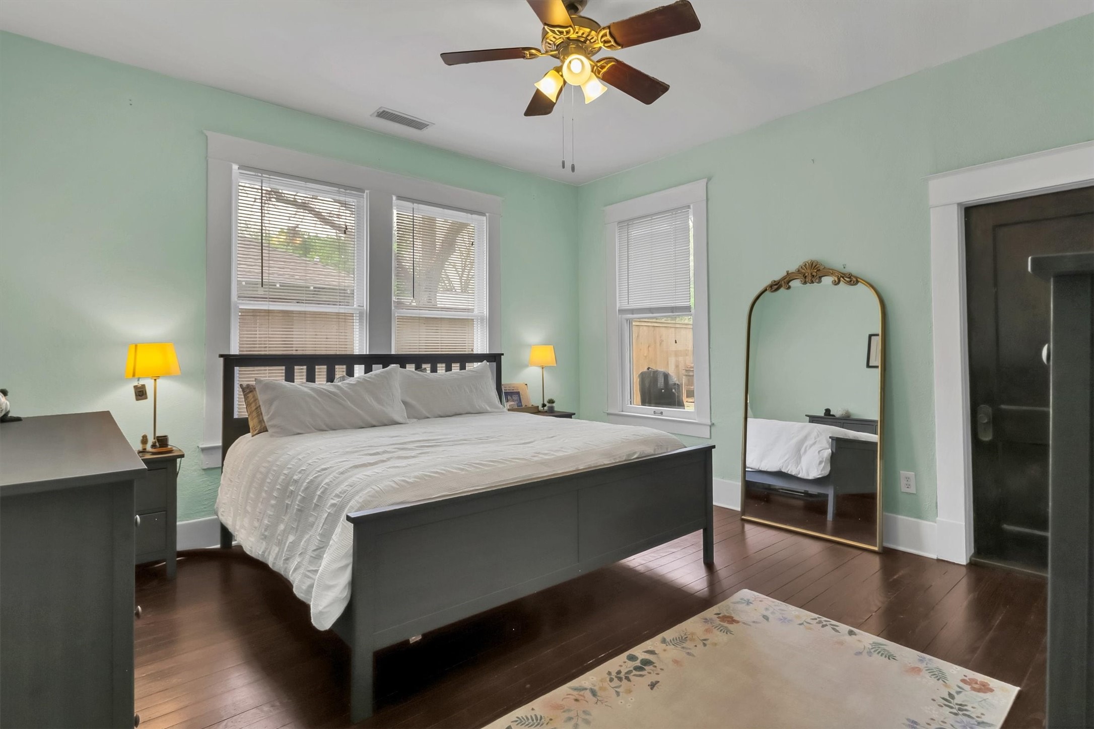 307 N Edgefield Avenue, Dallas, TX, 75208
