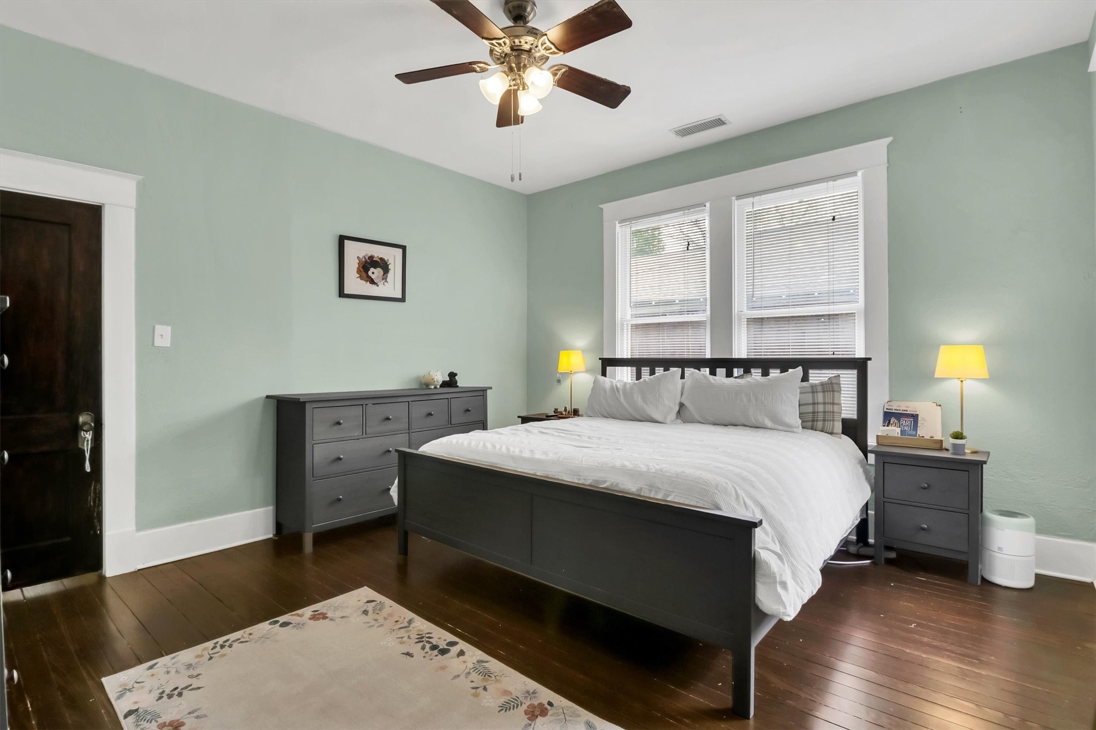 307 N Edgefield Avenue, Dallas, TX, 75208