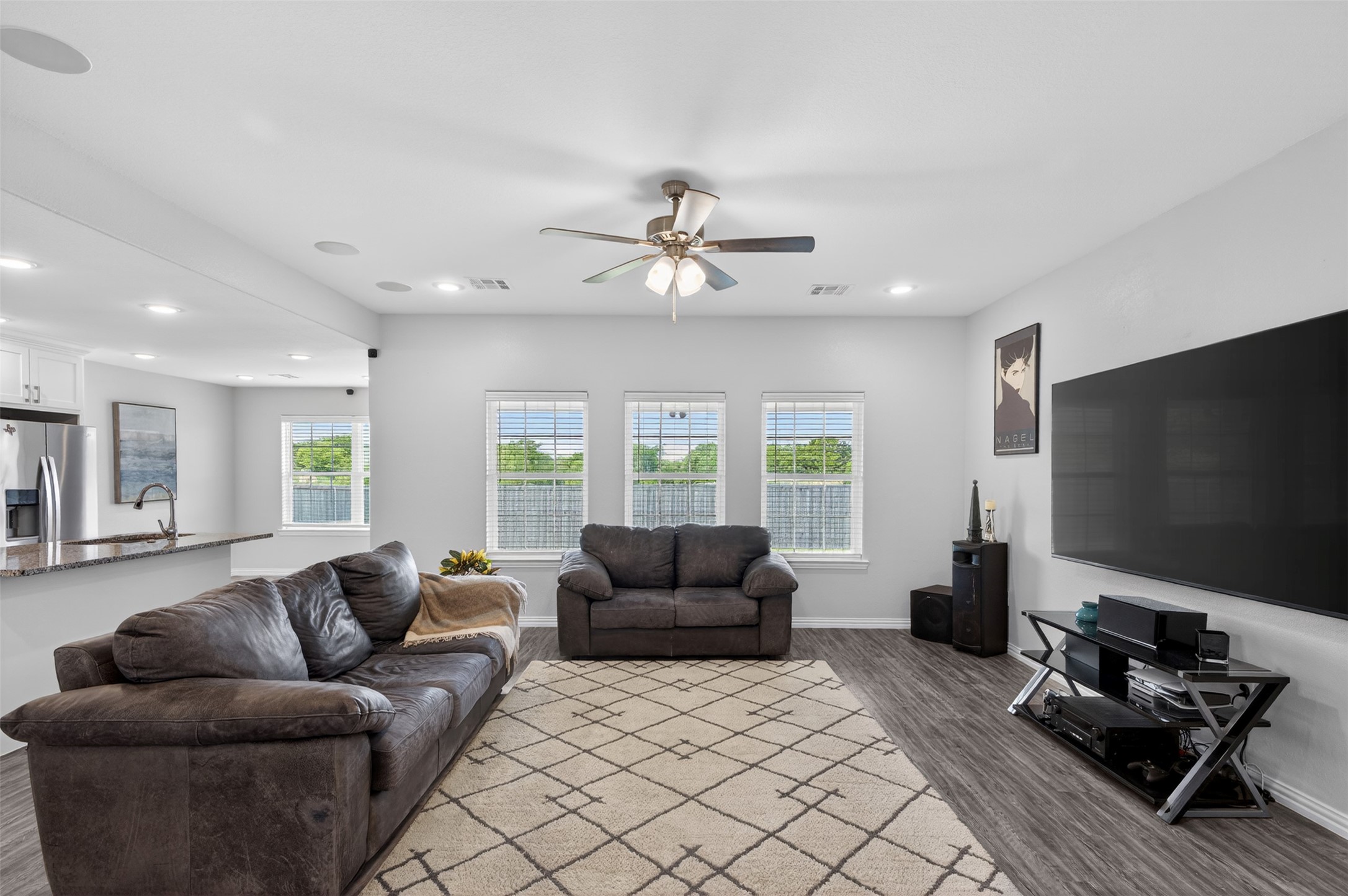100 Midway Meadows, Pottsboro, TX, 75076