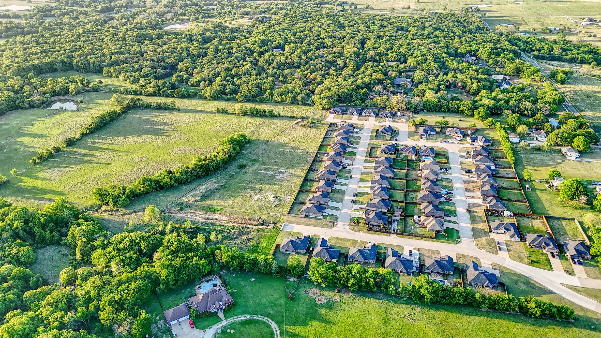 100 Midway Meadows, Pottsboro, TX, 75076