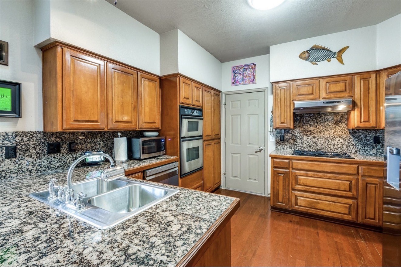 196 Cove Drive, Coppell, TX, 75019