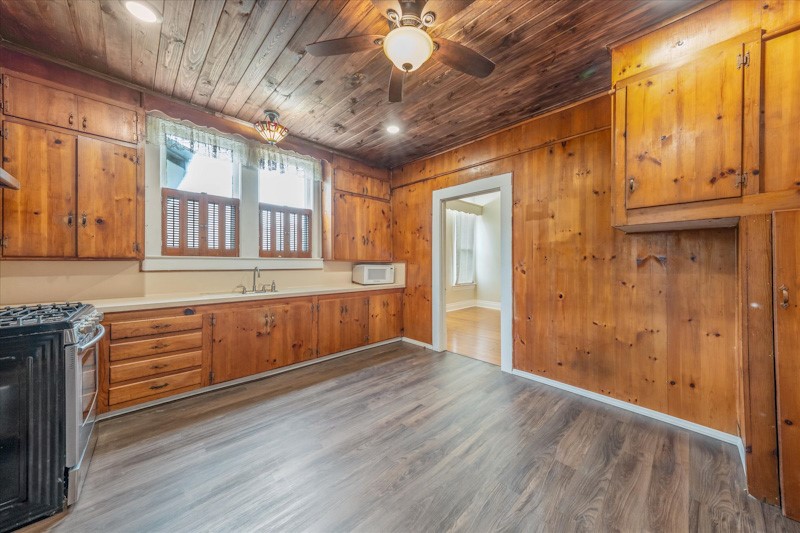 1419 N Sycamore, Palestine, TX, 75801