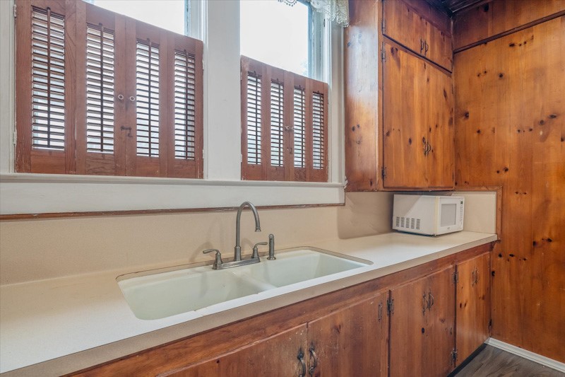 1419 N Sycamore, Palestine, TX, 75801