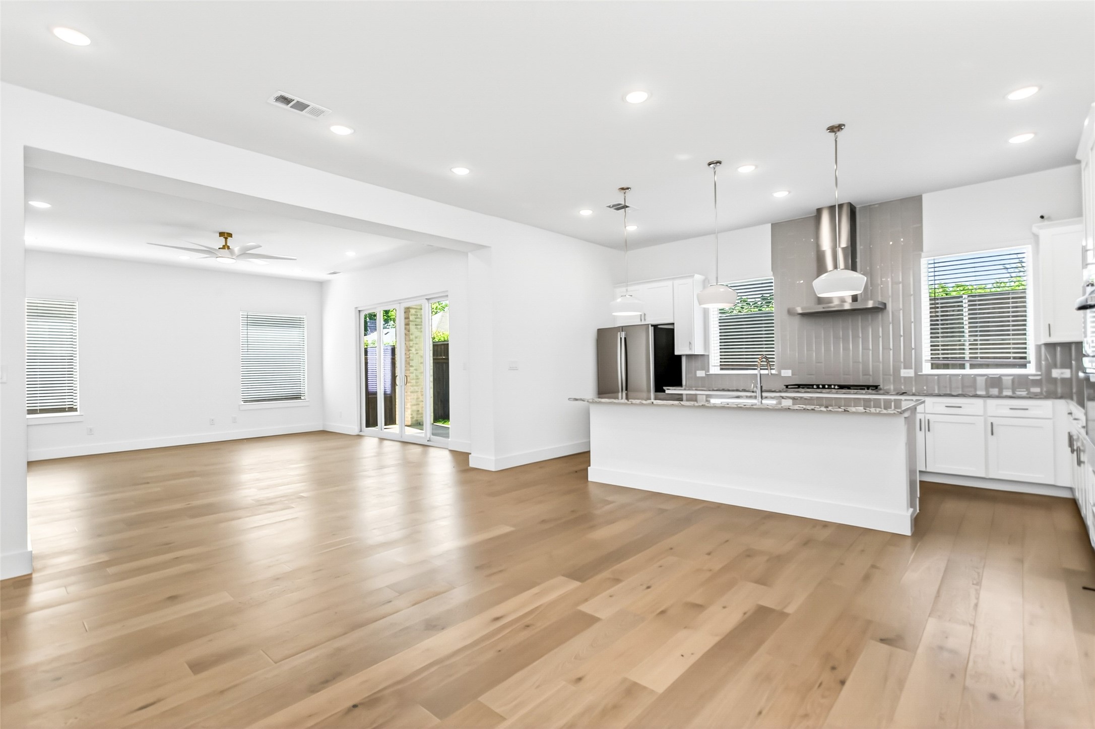 912 Banyan Tree Lane, Richardson, TX, 75081