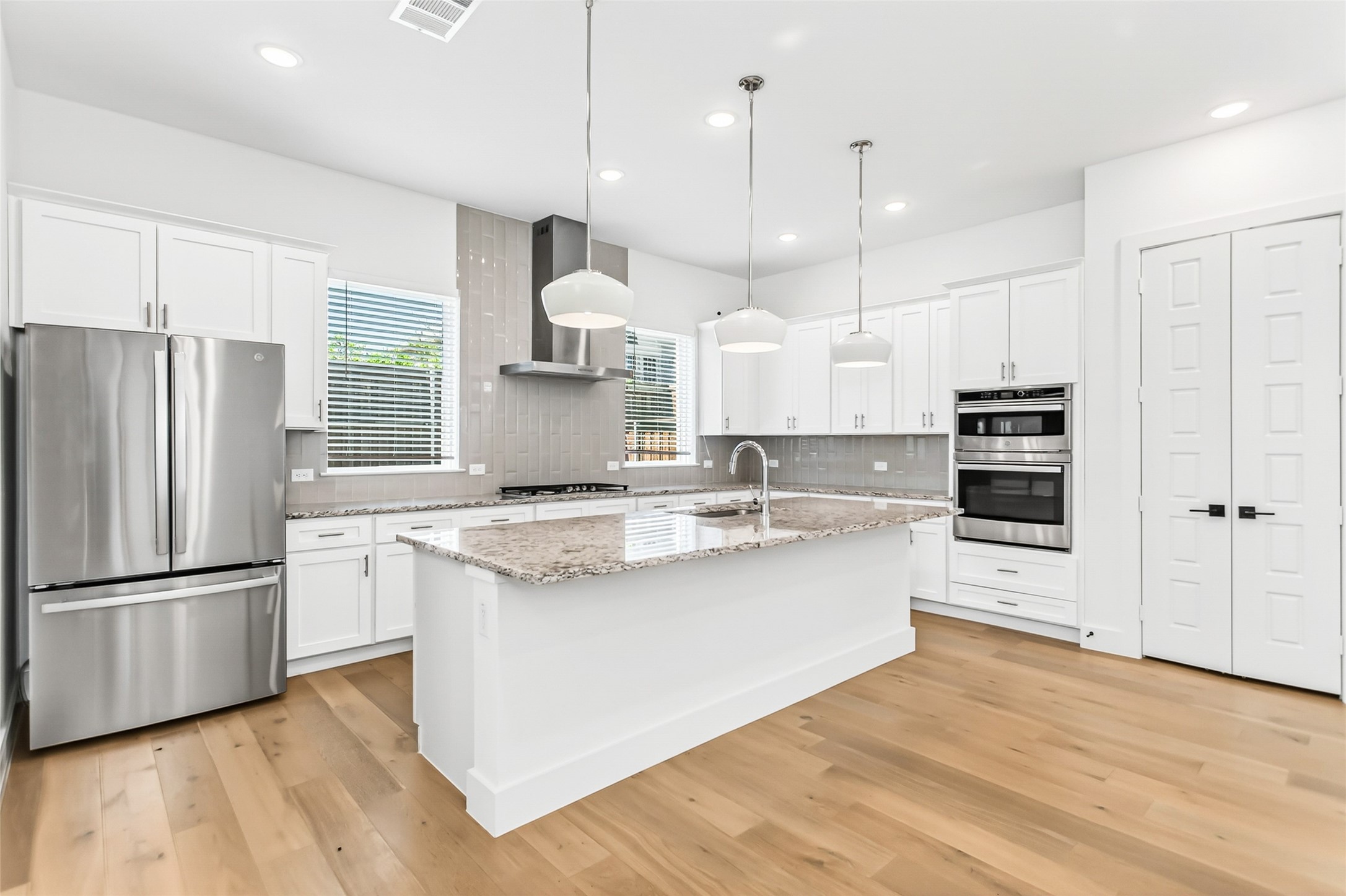 912 Banyan Tree Lane, Richardson, TX, 75081