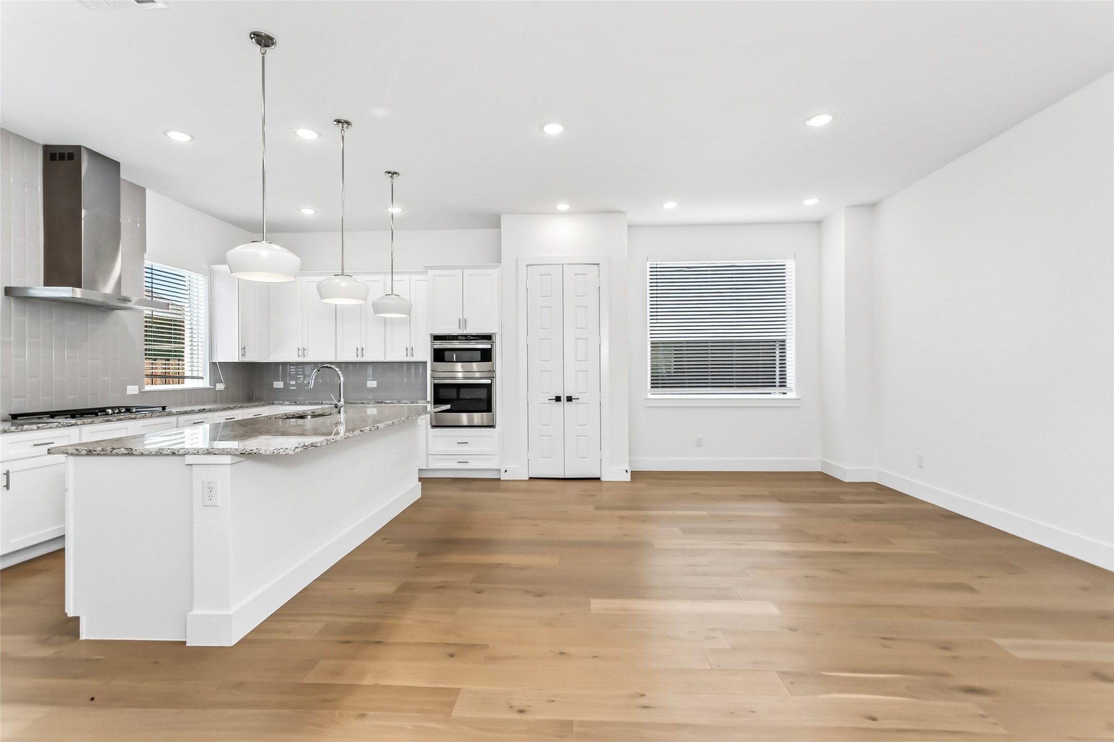 912 Banyan Tree Lane, Richardson, TX, 75081