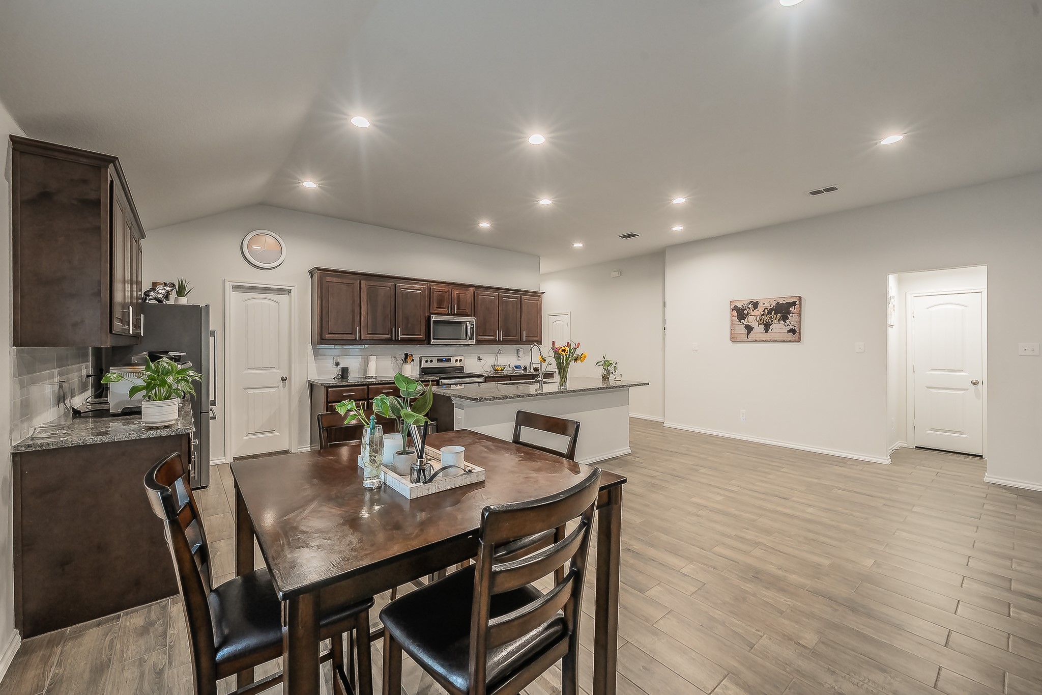 9916 Mescalbean Boulevard, Fort Worth, TX, 76036