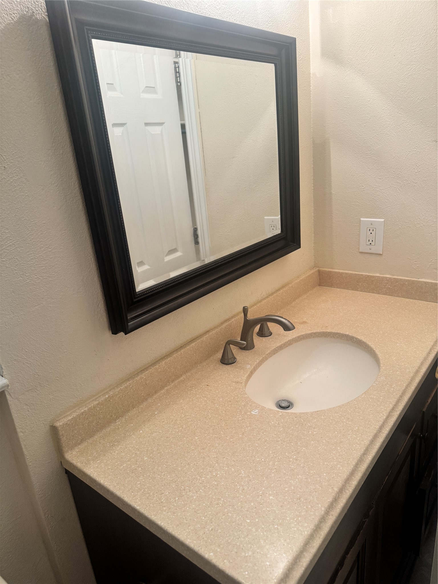 2301 Holly Drive, Euless, TX, 76039