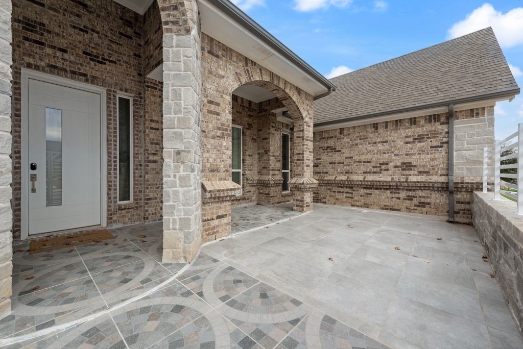 1424 Silent Springs Drive, Fort Worth, TX, 76052