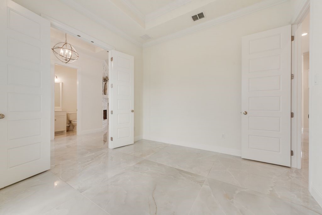1424 Silent Springs Drive, Fort Worth, TX, 76052