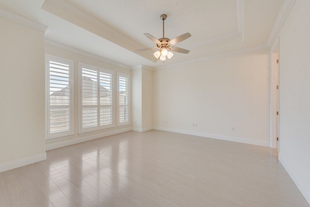 1424 Silent Springs Drive, Fort Worth, TX, 76052