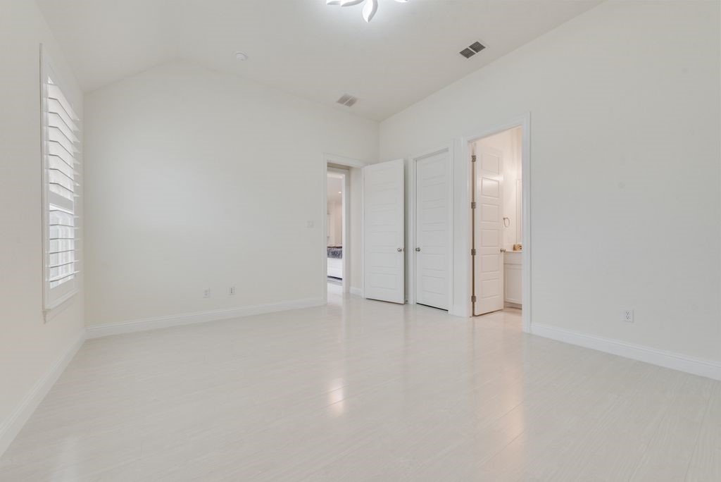 1424 Silent Springs Drive, Fort Worth, TX, 76052
