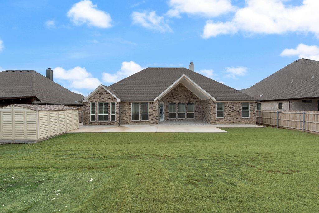1424 Silent Springs Drive, Fort Worth, TX, 76052