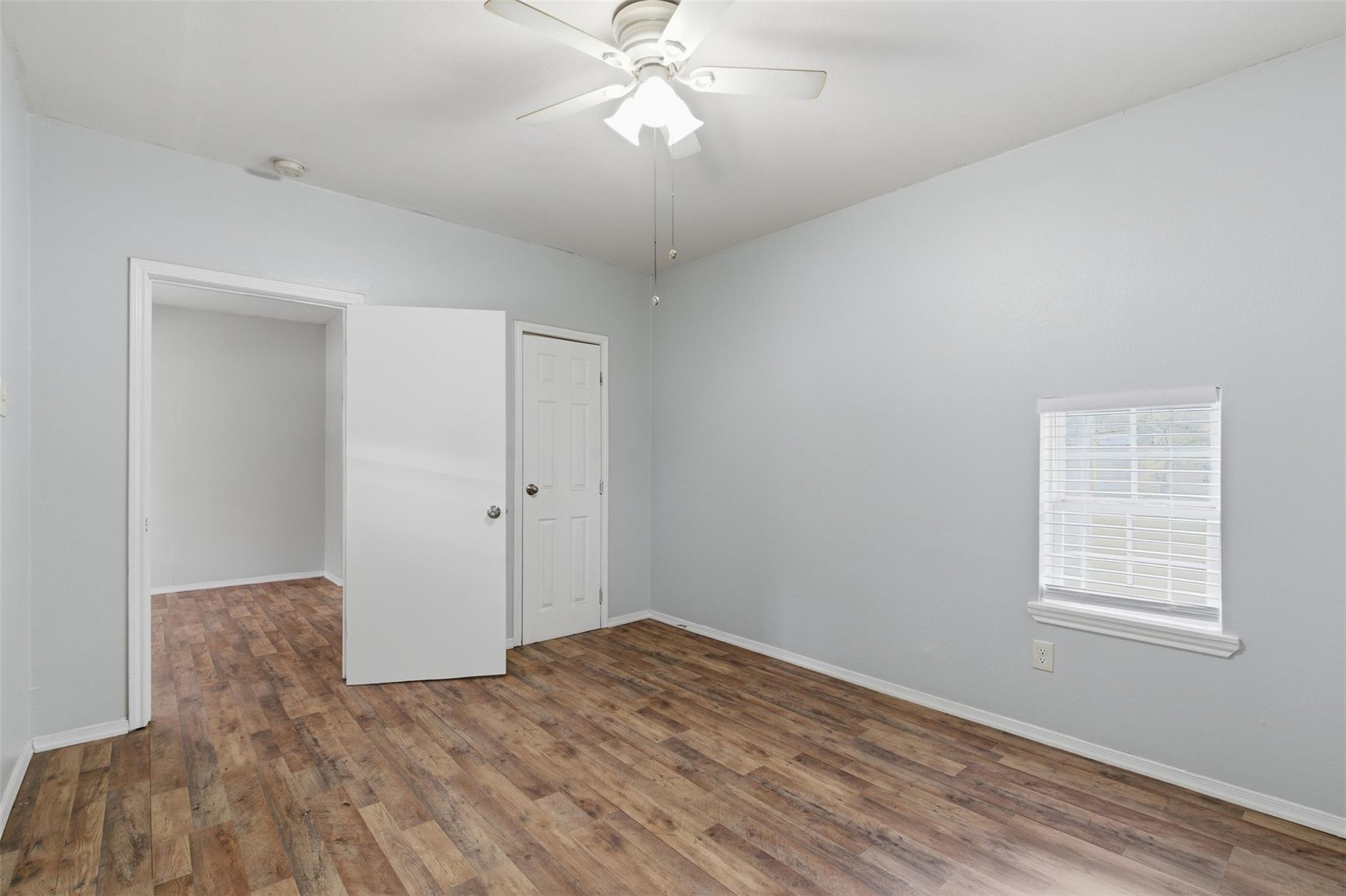 127 E Walker Street, Denison, TX, 75021