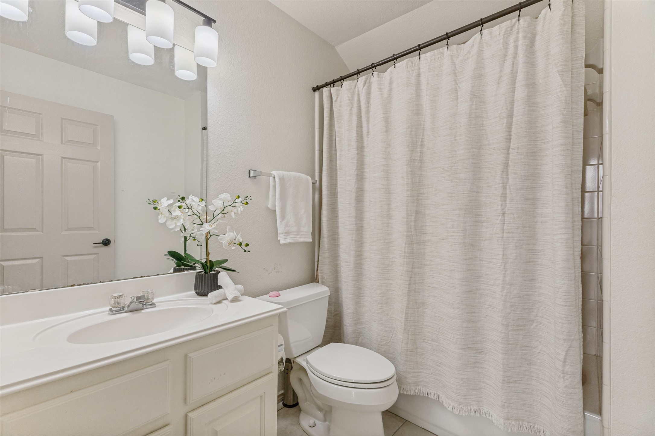 6409 Windwood Court, Fort Worth, TX, 76132