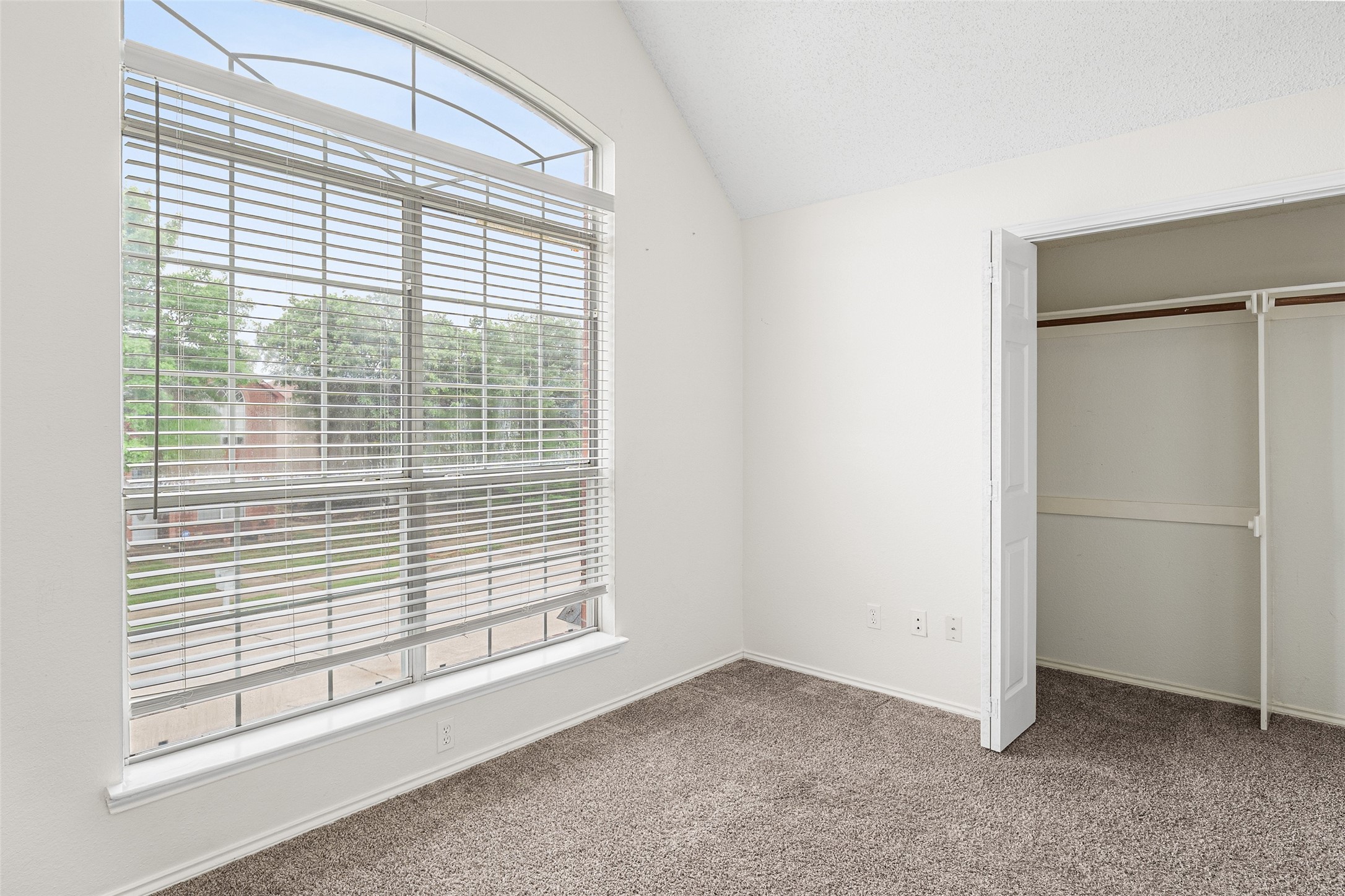 1401 Post Oak Drive, Rowlett, TX, 75089