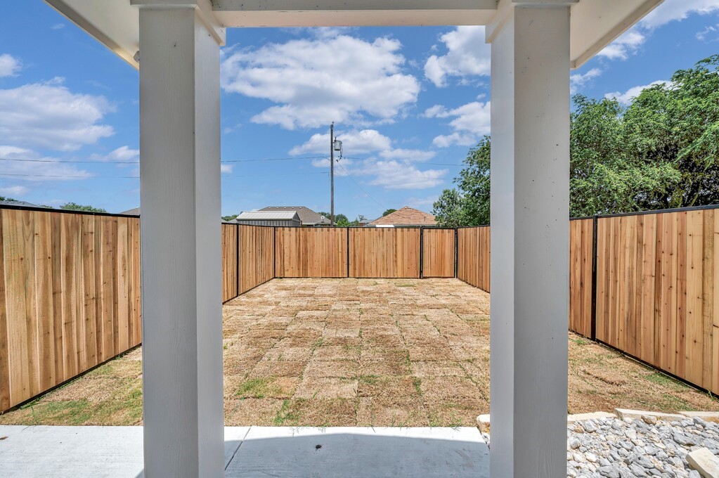 128 Morris Court, Mcgregor, TX, 76657