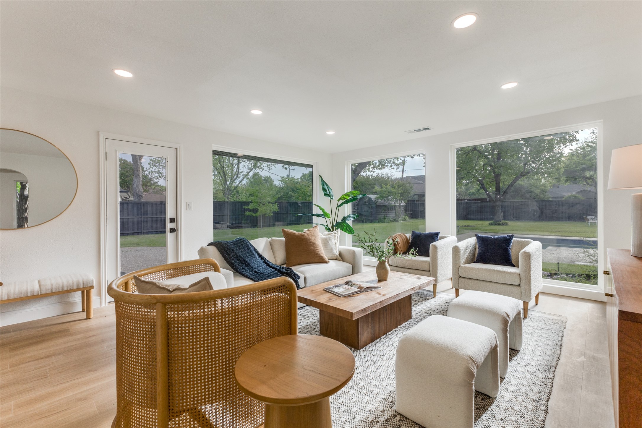 1404 El Campo Drive, Dallas, TX, 75218