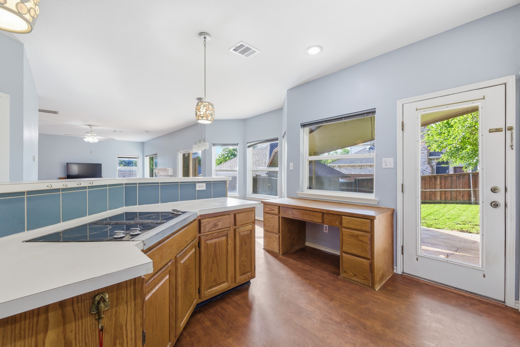 1801 Rolling Ridge Drive, Grapevine, TX, 76051